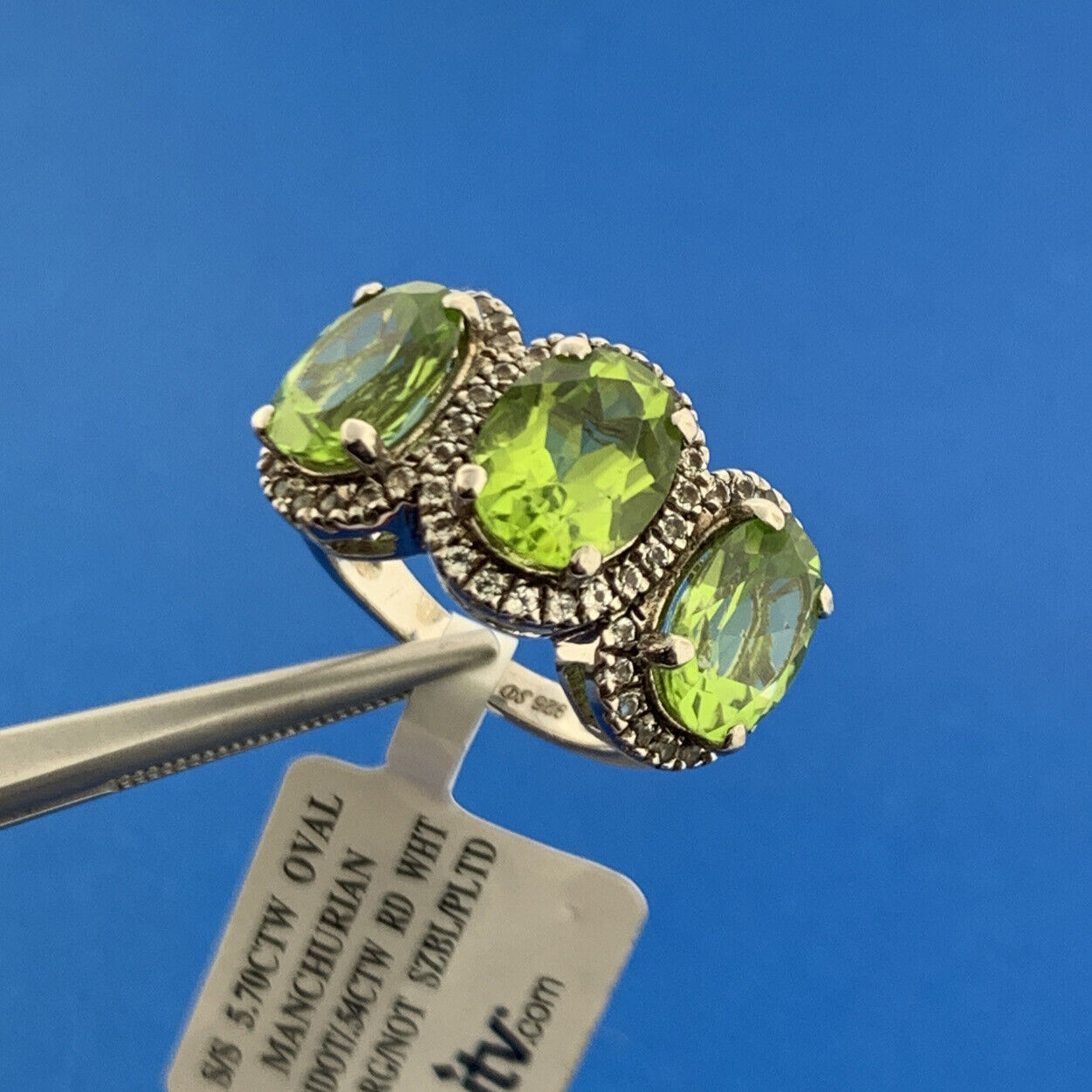 Designer 925 Sterling Silver Manchurian Peridot Cubic Zirconia August Anniv Ring