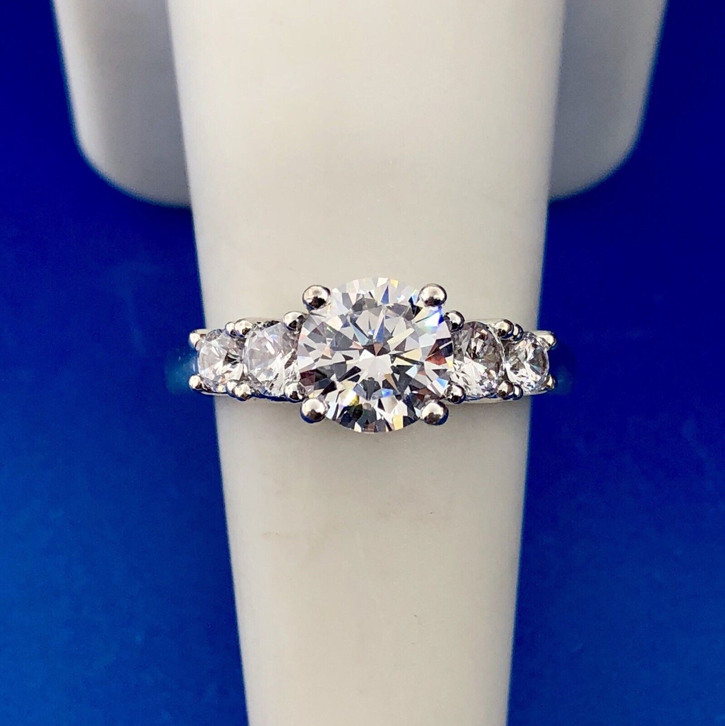 Gorgeous Sterling Silver Cubic Zirconia CZ Solitaire W/Accents Engagement Ring