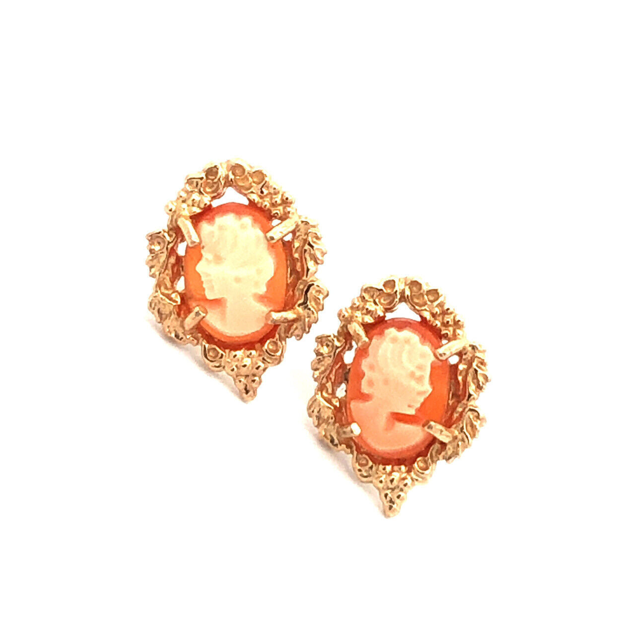 Designer KBN 14K Yellow Gold Oval Carved Cameo Grape & Leaf Stud Earrings