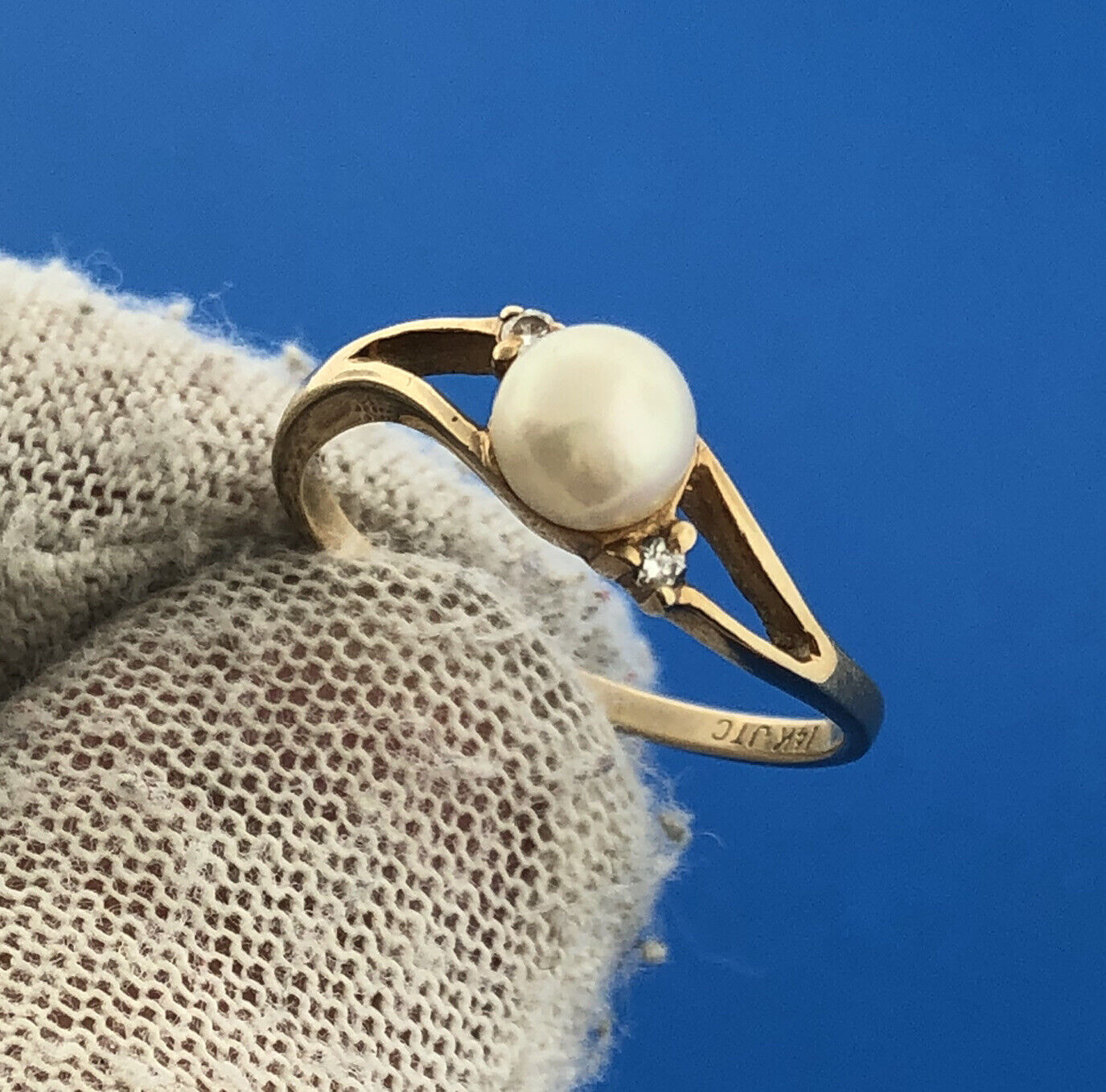 Gorgeous 14k Yellow Gold White 5.25 mm Pearl Diamond Openwork Ring Size 6.5