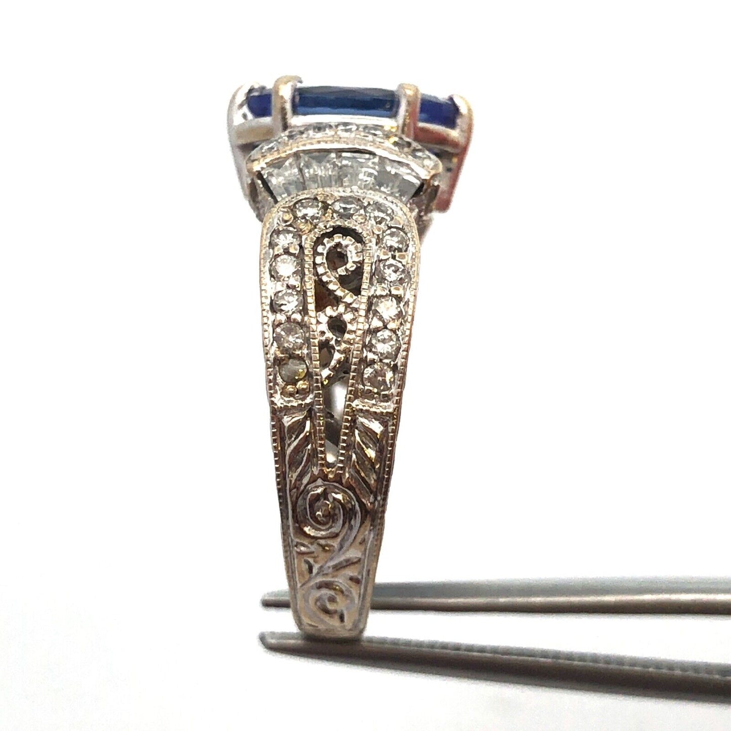 Designer 18K White Gold Oval Tanzanite Solitaire Diamond Accent Cocktail Ring