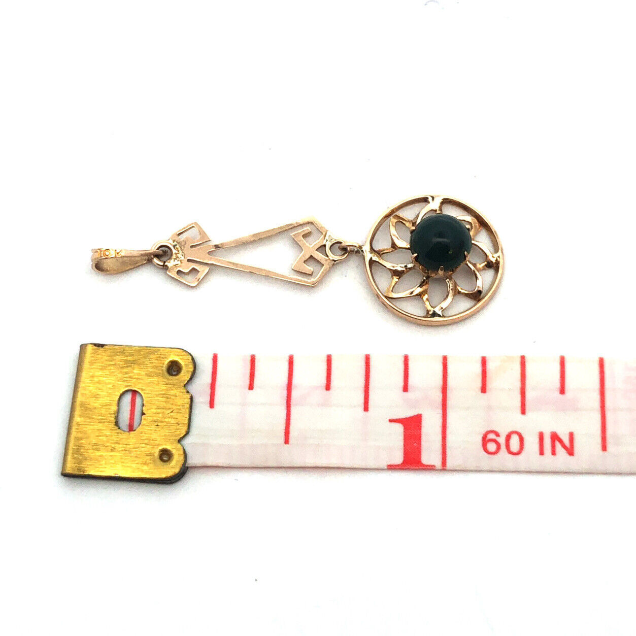 Vintage 10K Yellow Gold Round Green Onyx Cabochon Floral Design Dangle Pendant