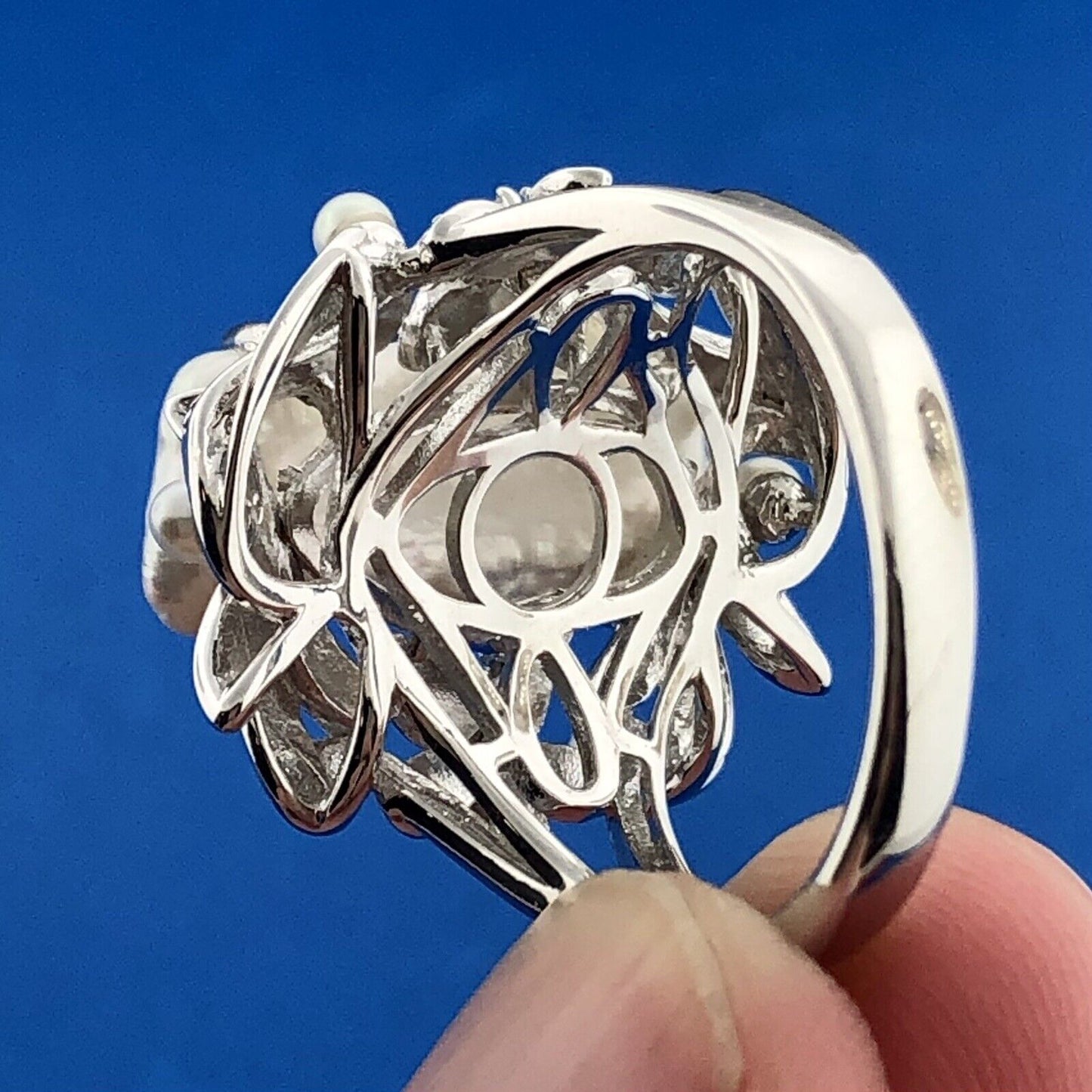 Designer HT 925 Sterling Silver Mother Of Pearl Diamond Pearl Floral Ring