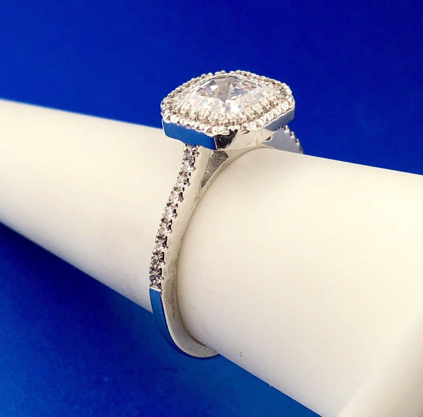 Designer 925 Sterling Silver Cubic Zirconia CZ Solitaire W/Halo Engagement Ring