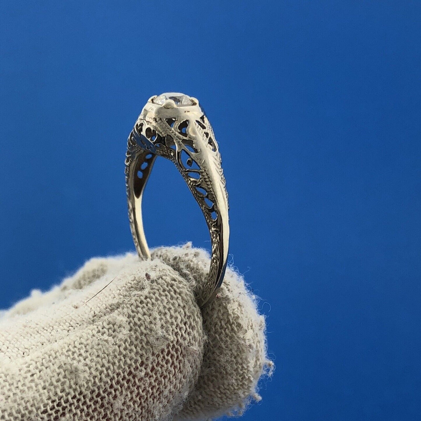Gorgeous 14k White Gold Sparkling CZ Openwork Filigree Ring Size 5.75