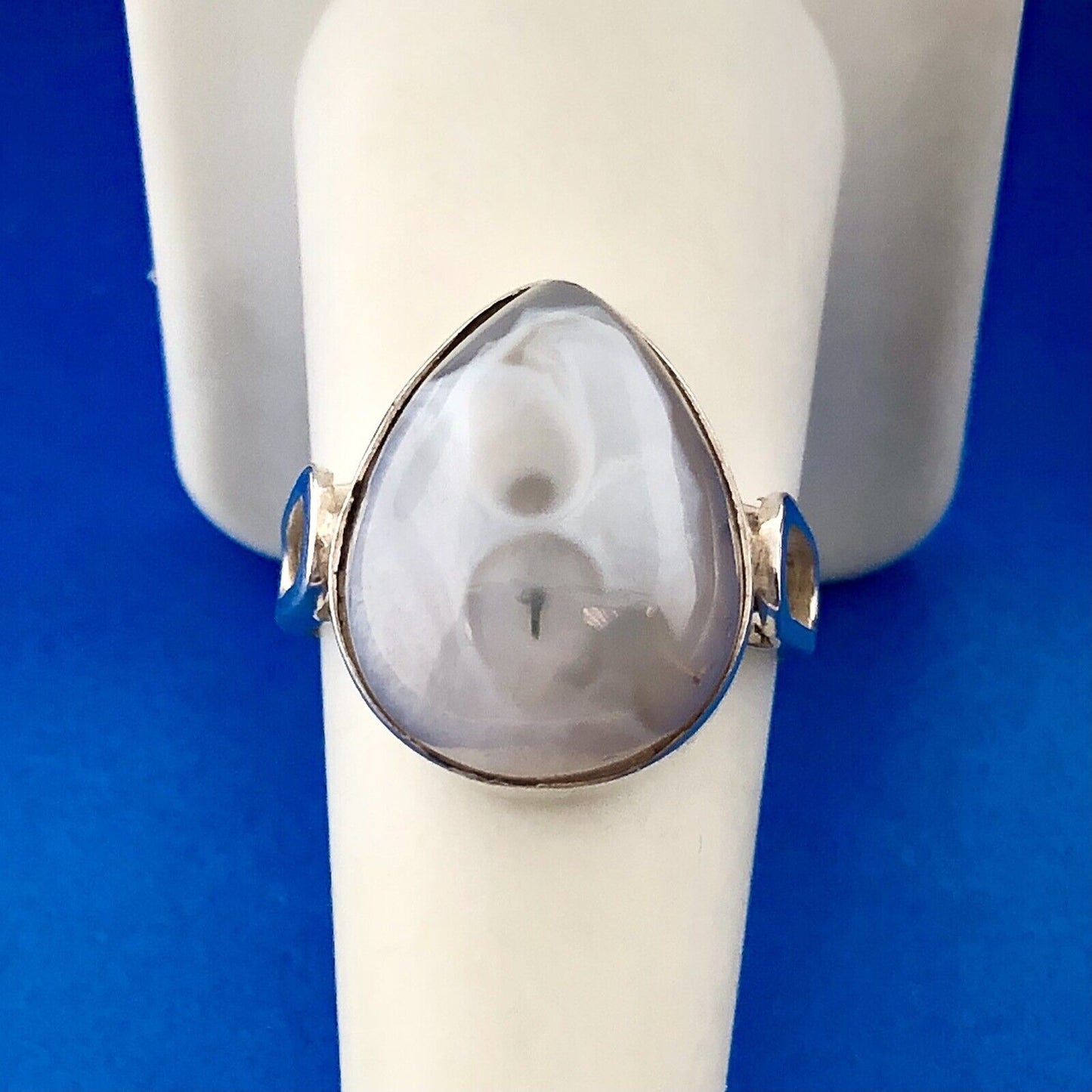Retro 925 Sterling Silver Pear Cabochon Banded White Gray Agate Statement Ring