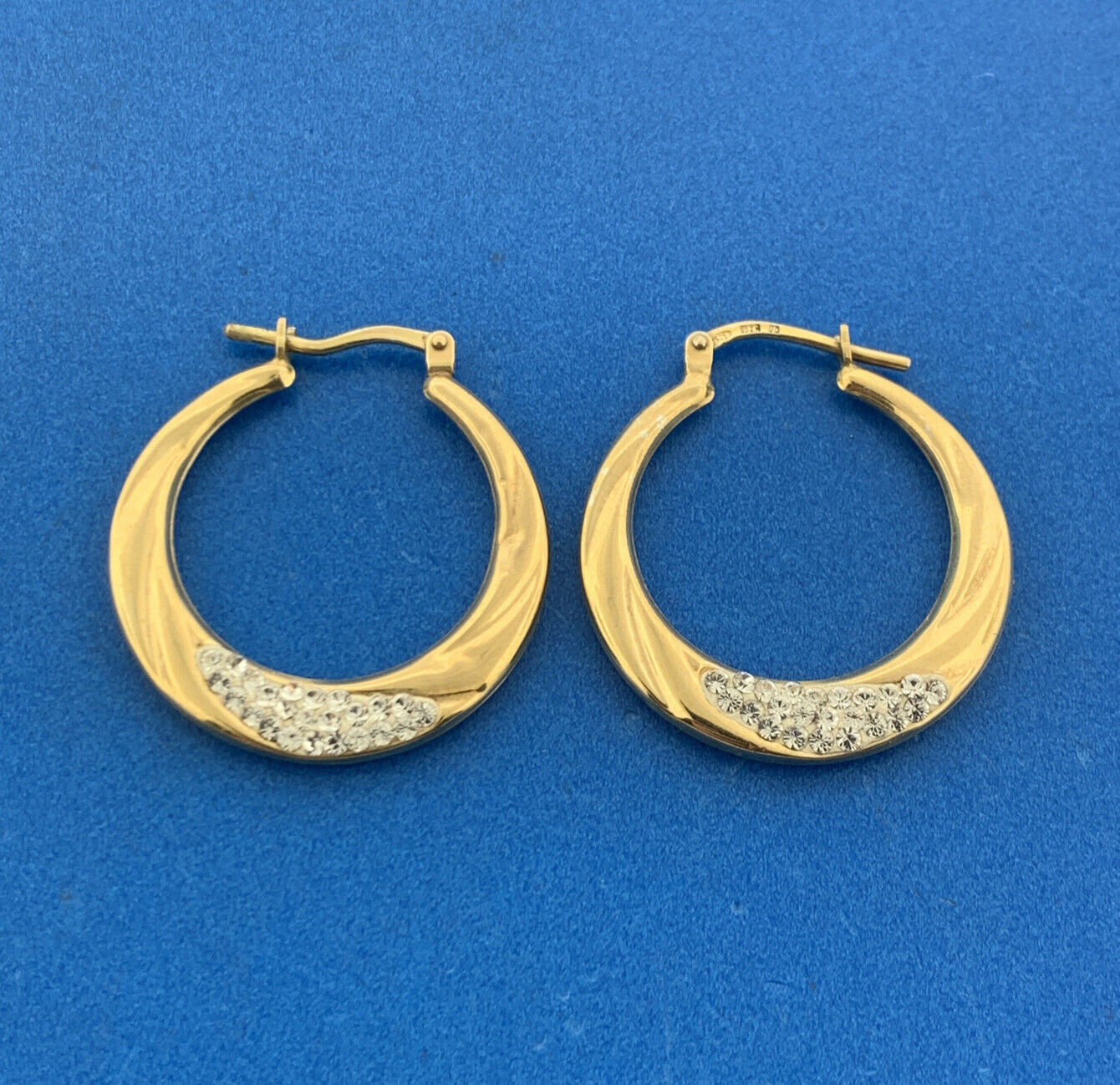 Designer Sterling Silver Vermeil Gold Toned Cubic Zirconia Ribbed Hoop Earrings