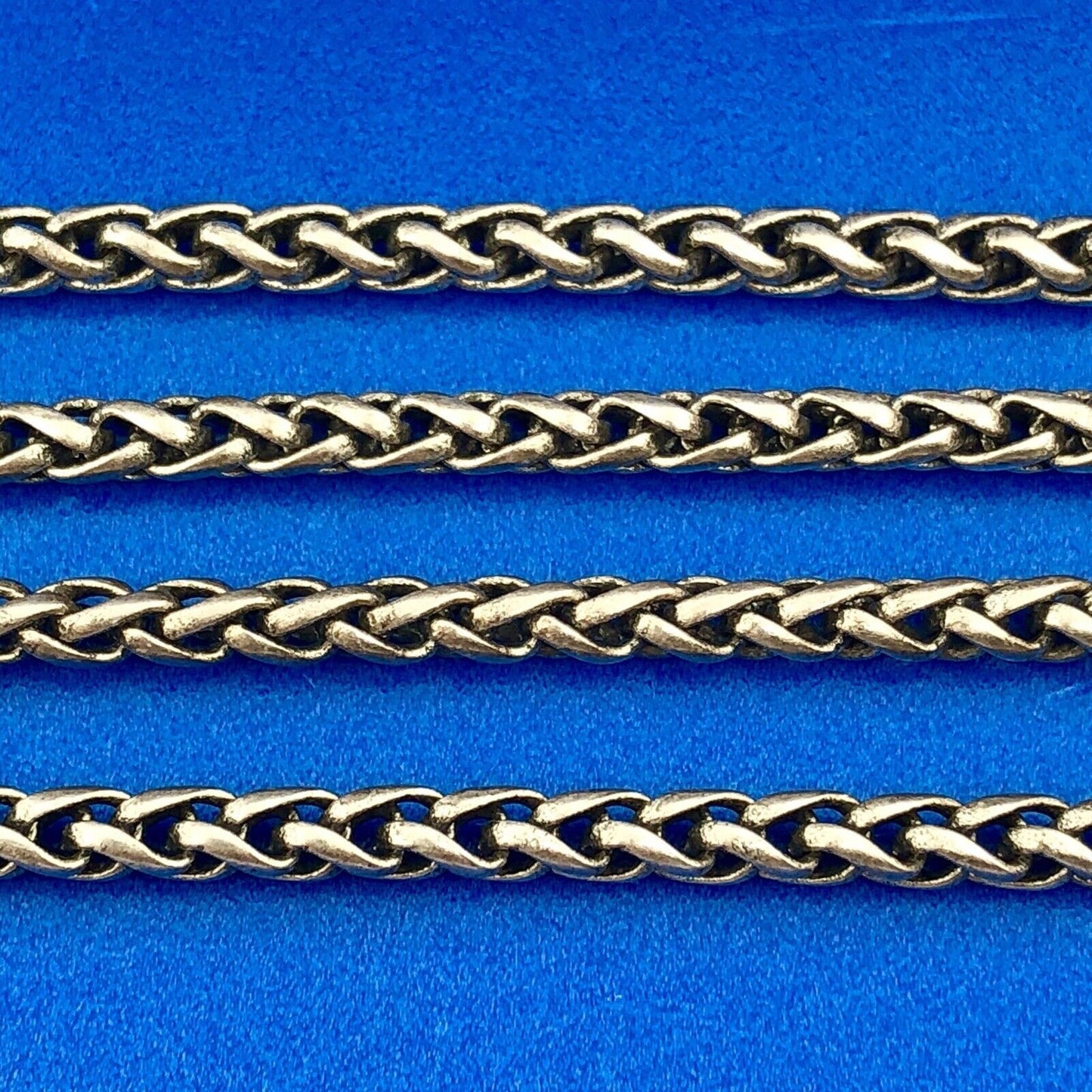 Desert Heart Designs Sterling Silver 925 Hollow Wheat Link Signature Necklace