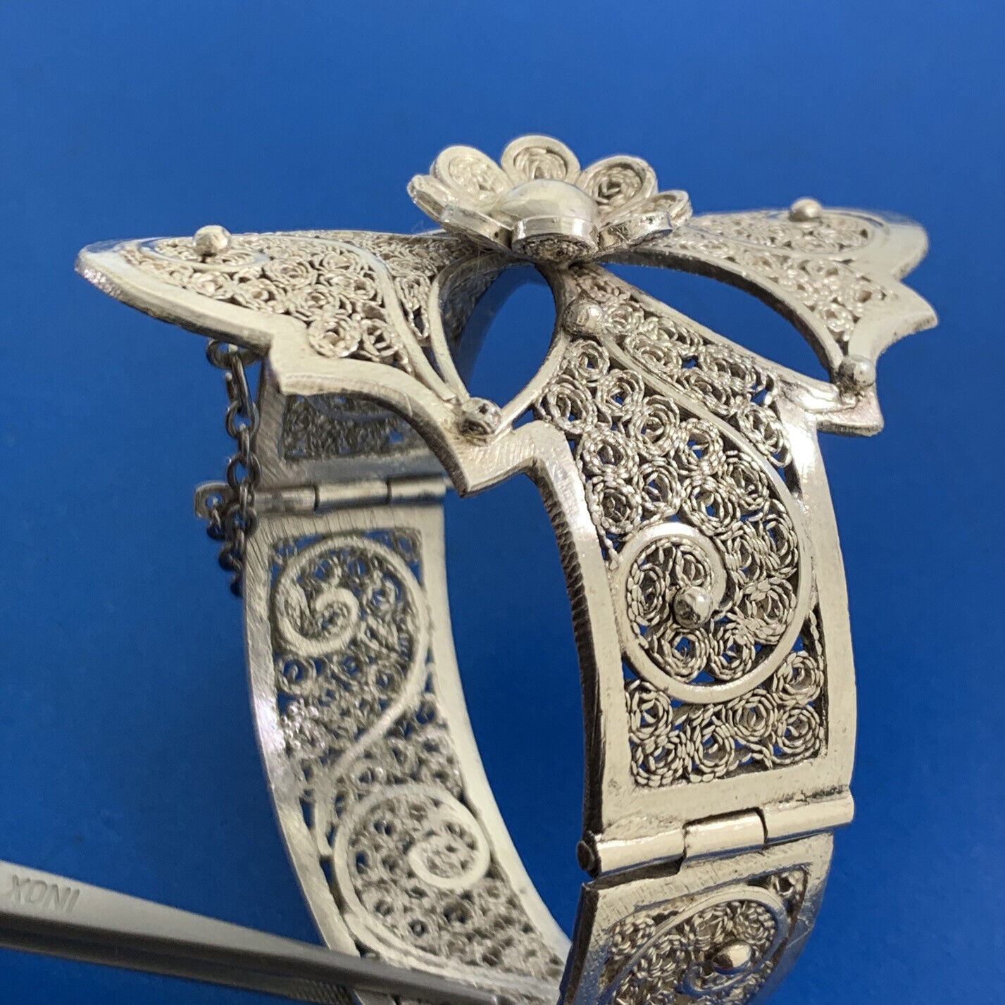 Vintage Artisan Sterling Silver Filigree Scroll Flower Statement Cuff Bracelet