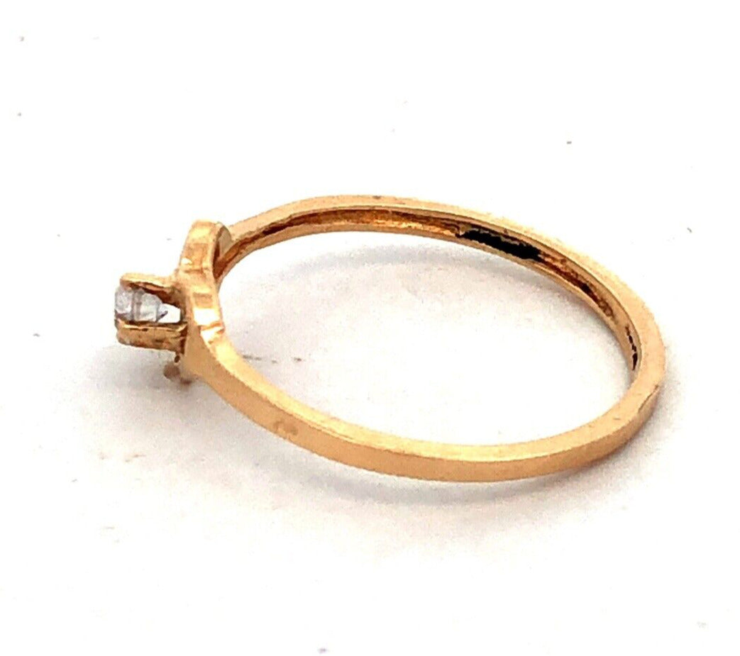 Estate 14K Yellow Gold Round White Tourmaline Solitaire Heart Love Promise Ring