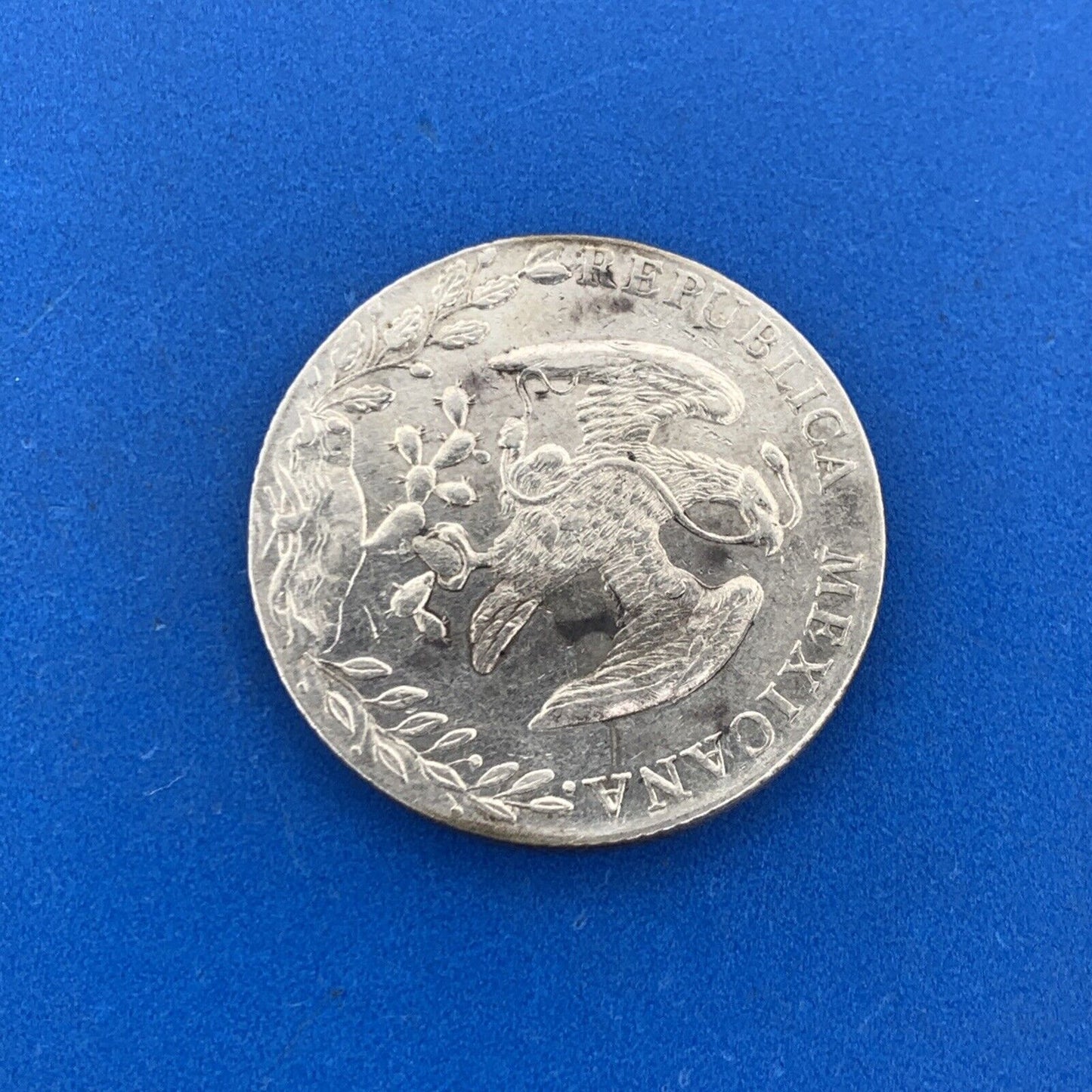 1888 Mo Mexico City 8 Reales M.H. 10 D 20 G Mexico .903 Silver Coin