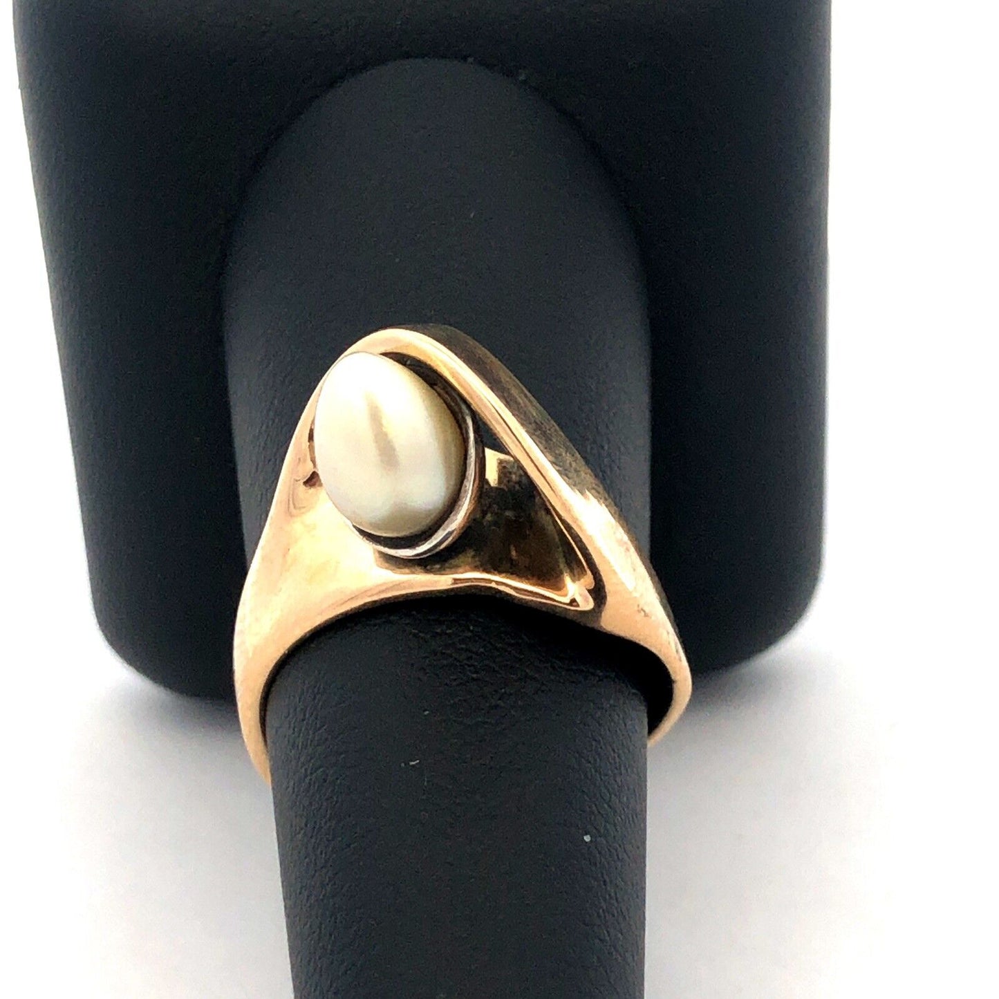 Vintage BAN 14K Yellow Gold Egg Oval Pearl Modernist Statement Ring