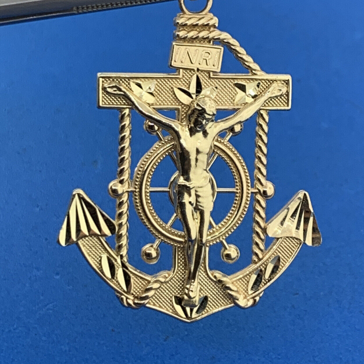Designer 10K Yellow Gold Sailors Cross Anchor Navy Religious Statement Pendant