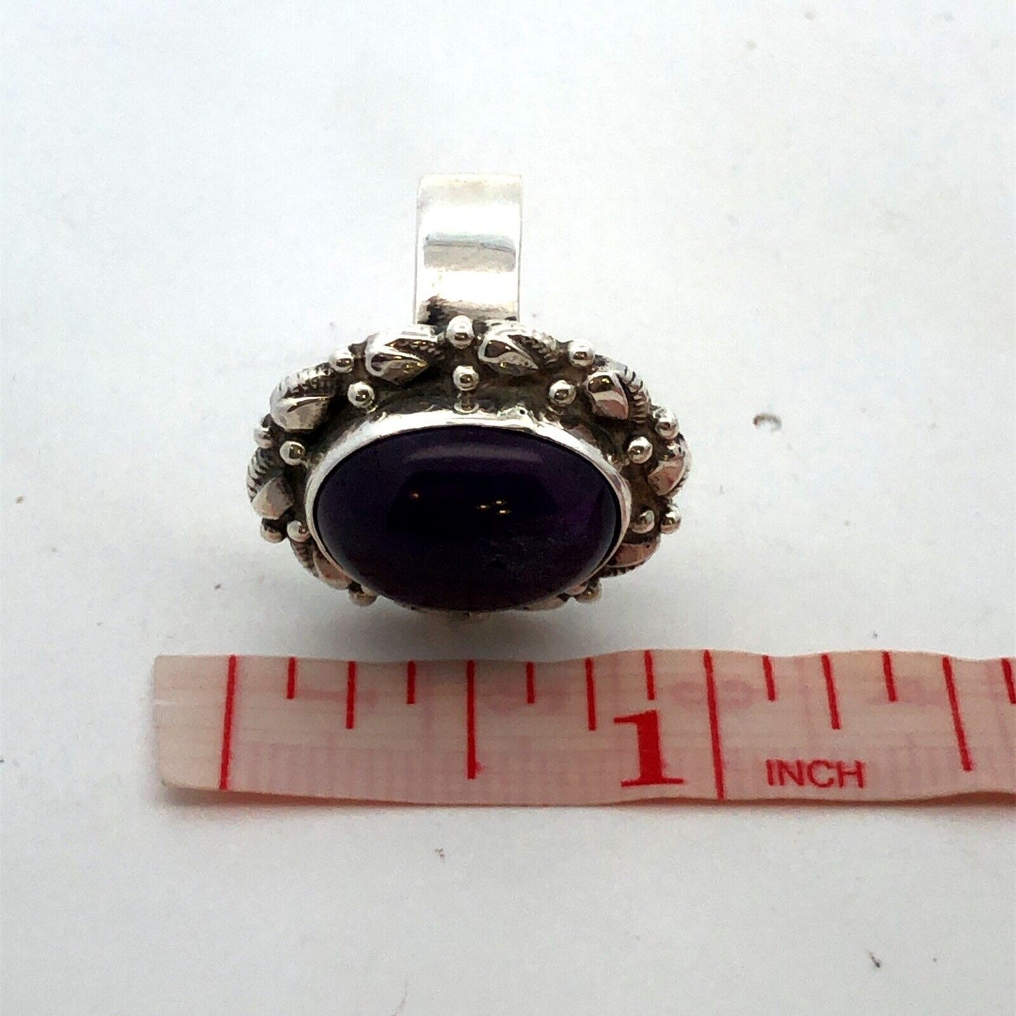 Vintage 925 Sterling Silver Oval Cabochon Amethyst Textured Ring