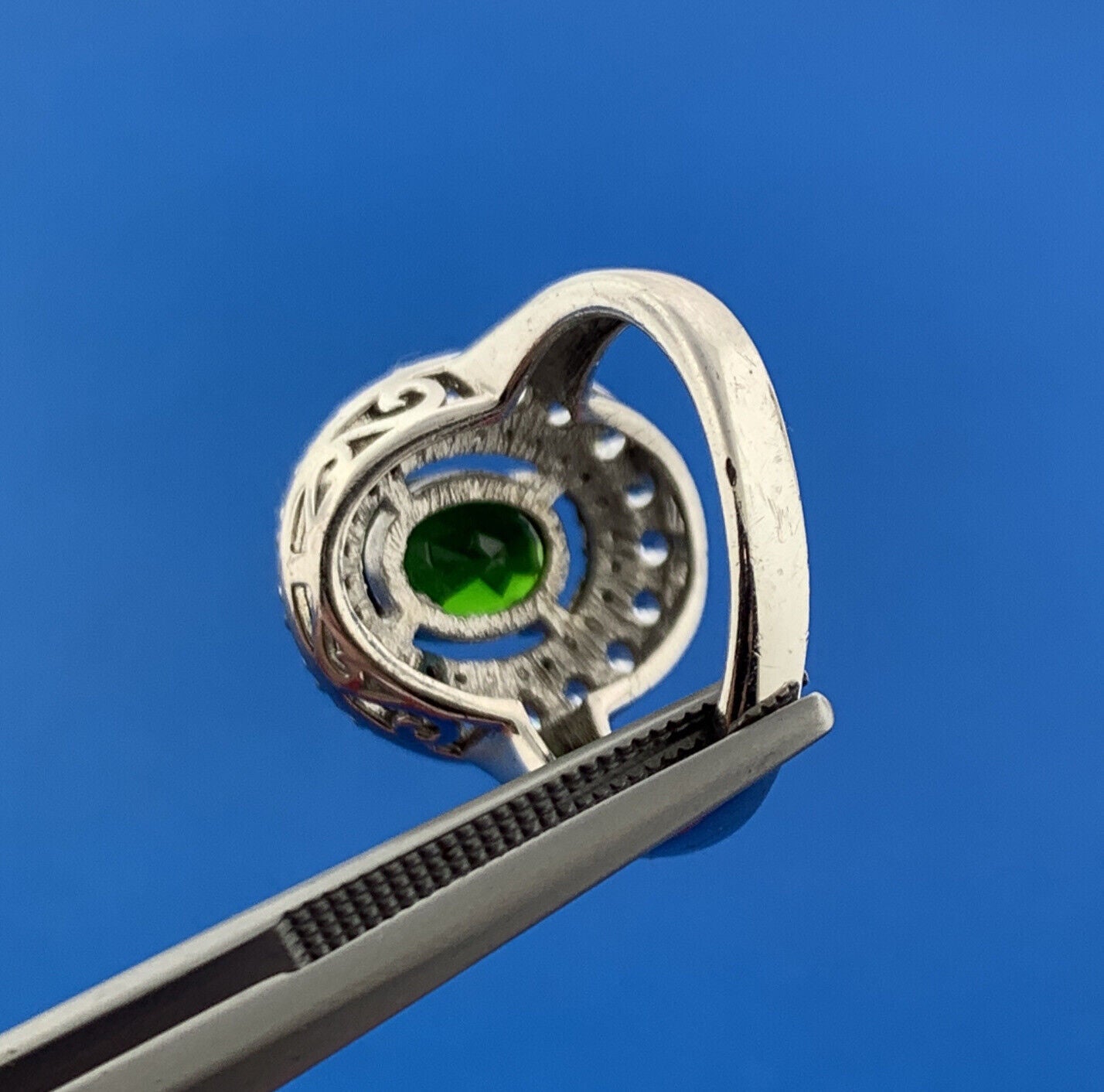 Designer 925 Sterling Silver Green Oval Cubic Zirconia White Round CZ Halo Ring
