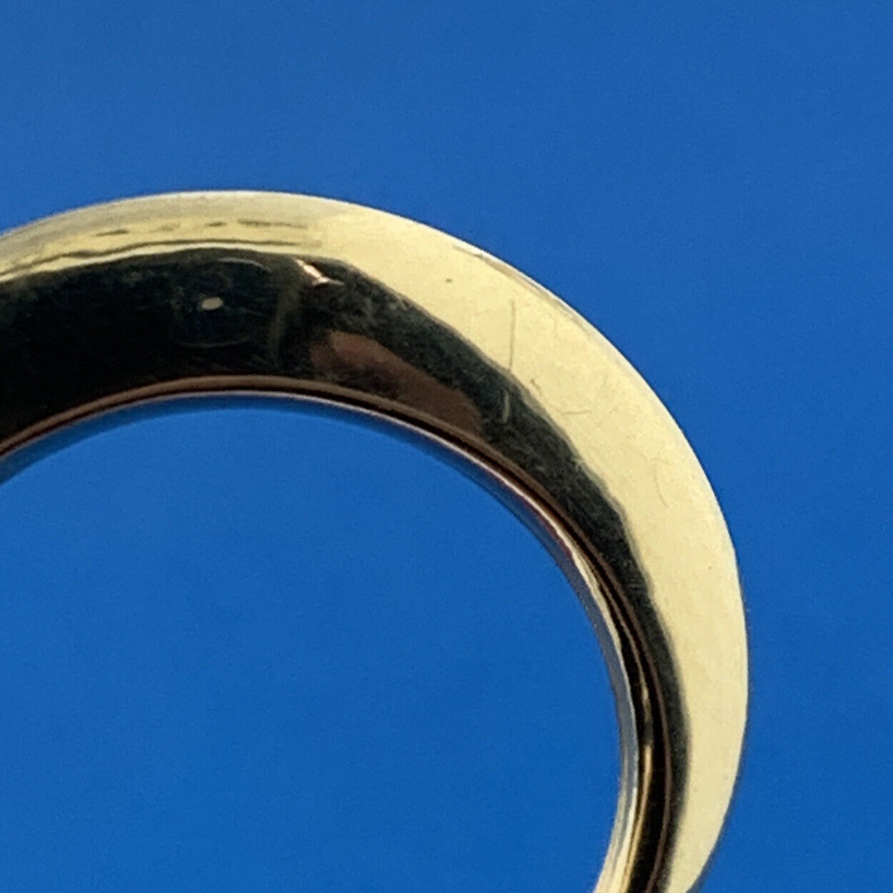 Designer RL 10K Yellow Gold Polished Tapered Elegant Hoop Earrings