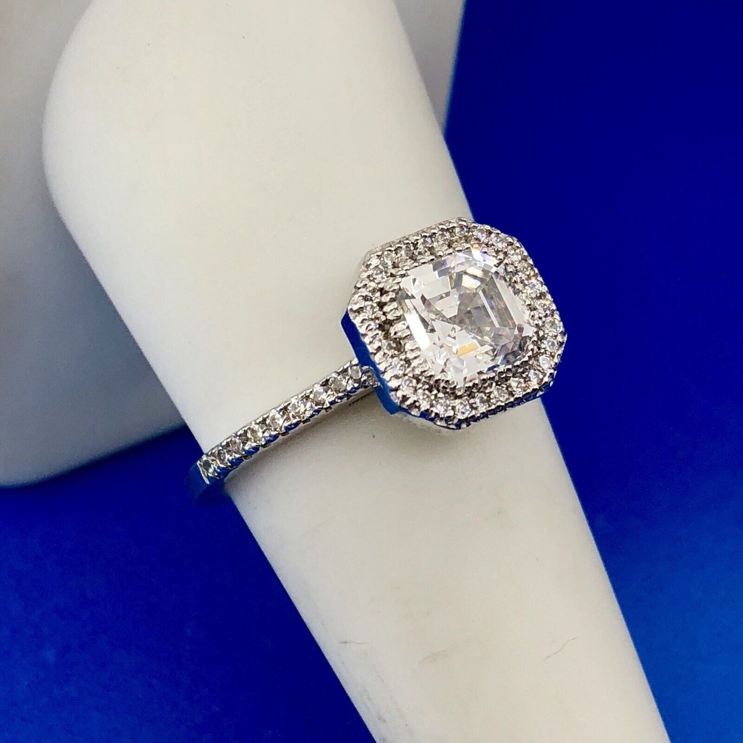 Designer 925 Sterling Silver Cubic Zirconia CZ Solitaire W/Halo Engagement Ring