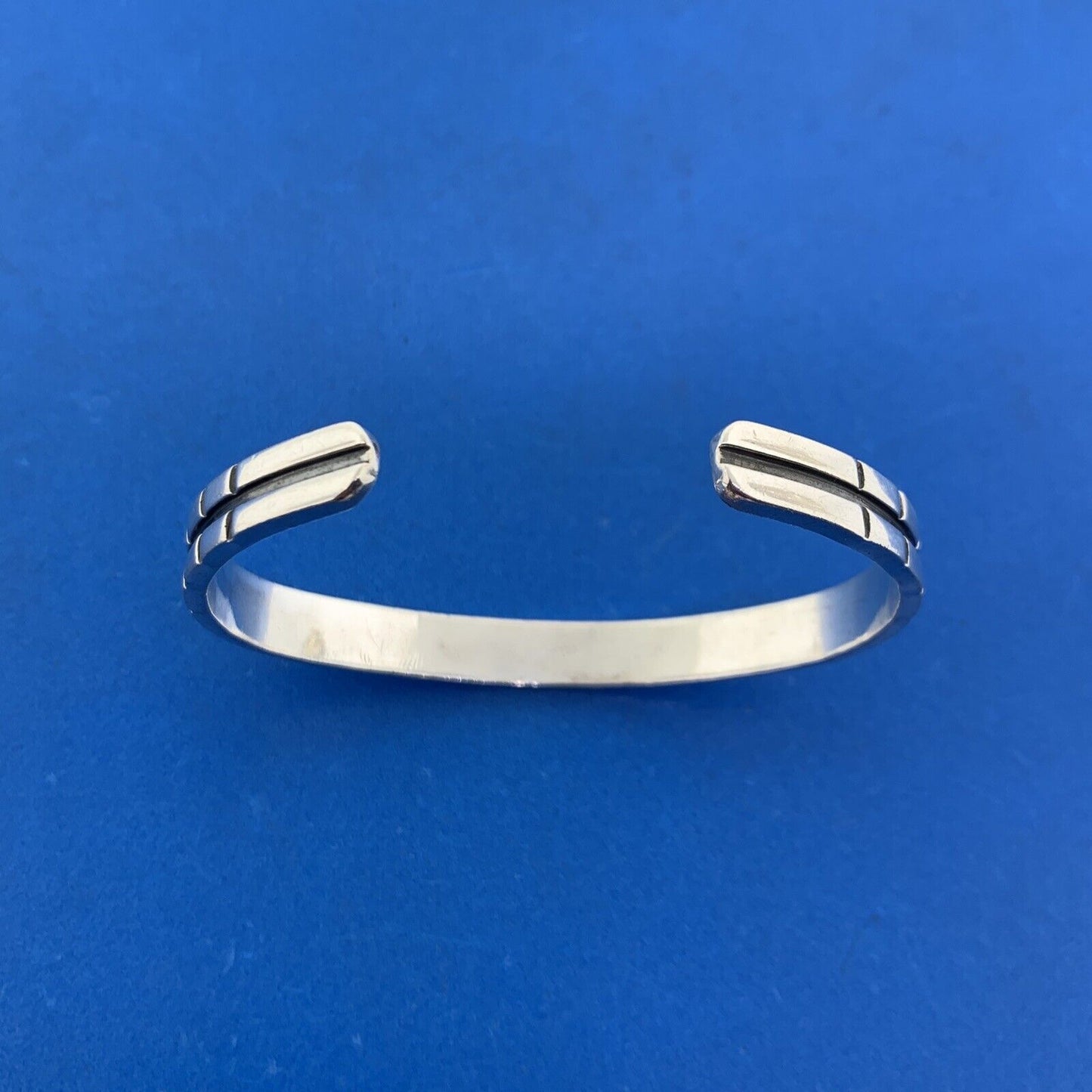Vintage Mexico 925 Sterling Silver Intricate Hand Cut Design Cuff Bracelet