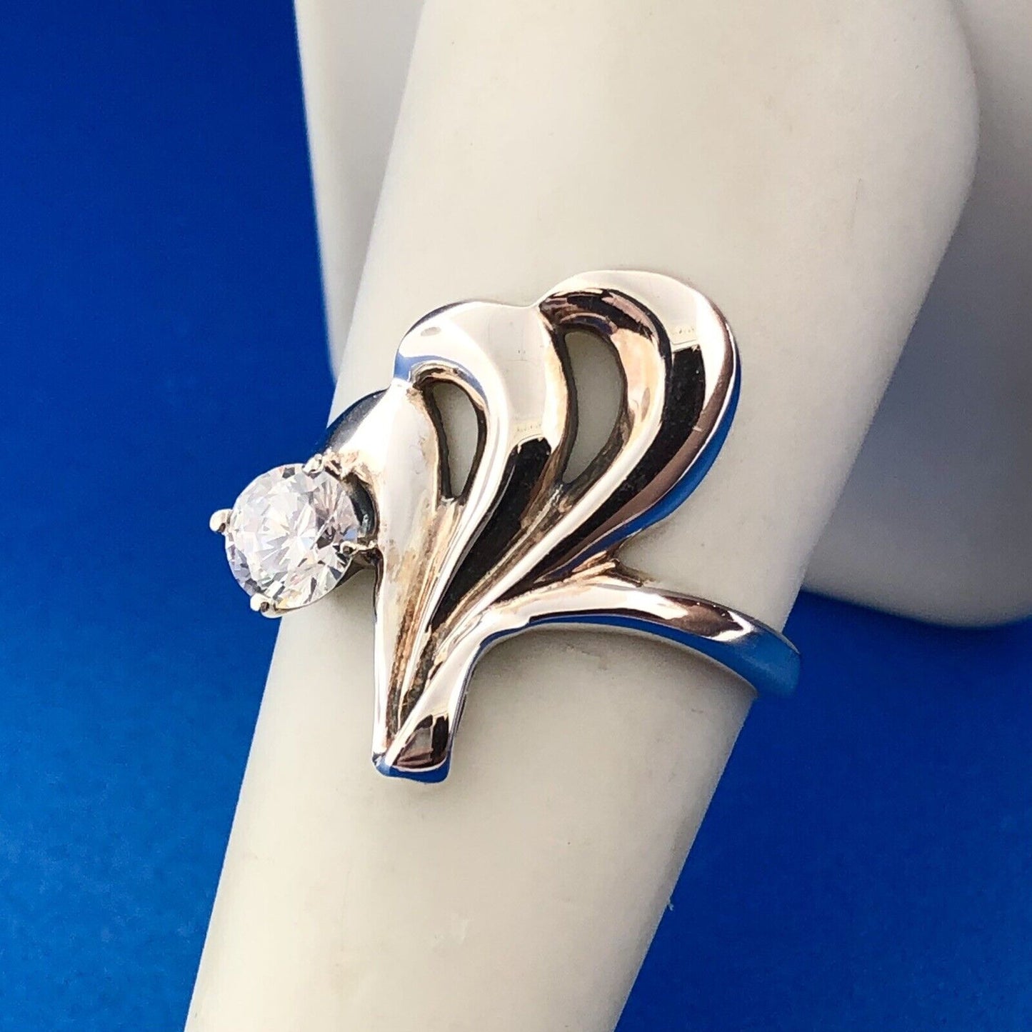 Kabana Modernist Heart 925 Sterling Silver Diamonique Cubic Zirconia CZ Ring