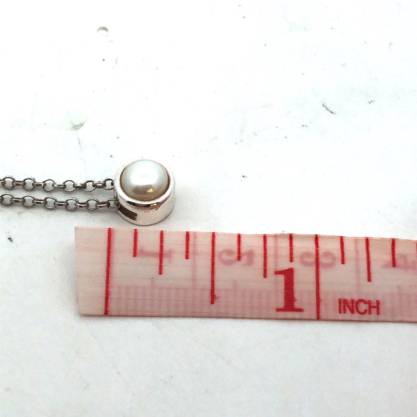 Sterling Silver Round Pearl Petite Pendant Necklace