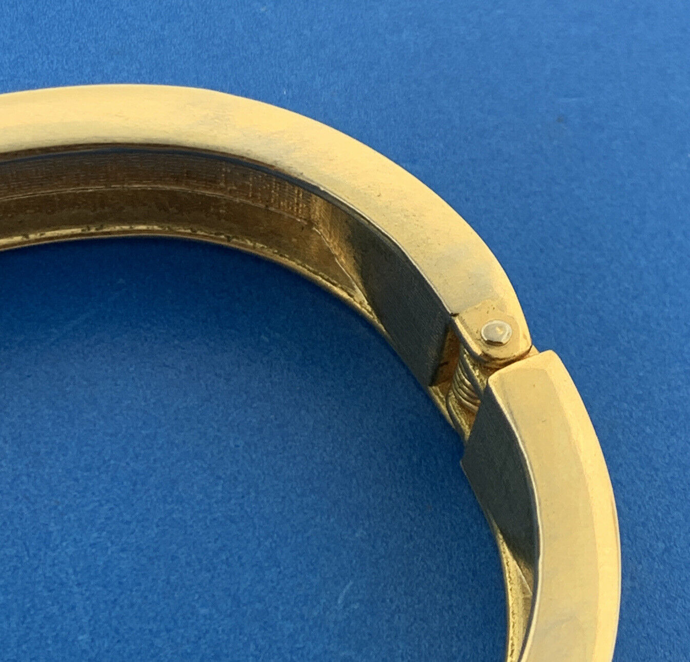Retro 1980's Gold Tone Pale Peach Green Enamel Hinged Cuff 2 Bracelet Set