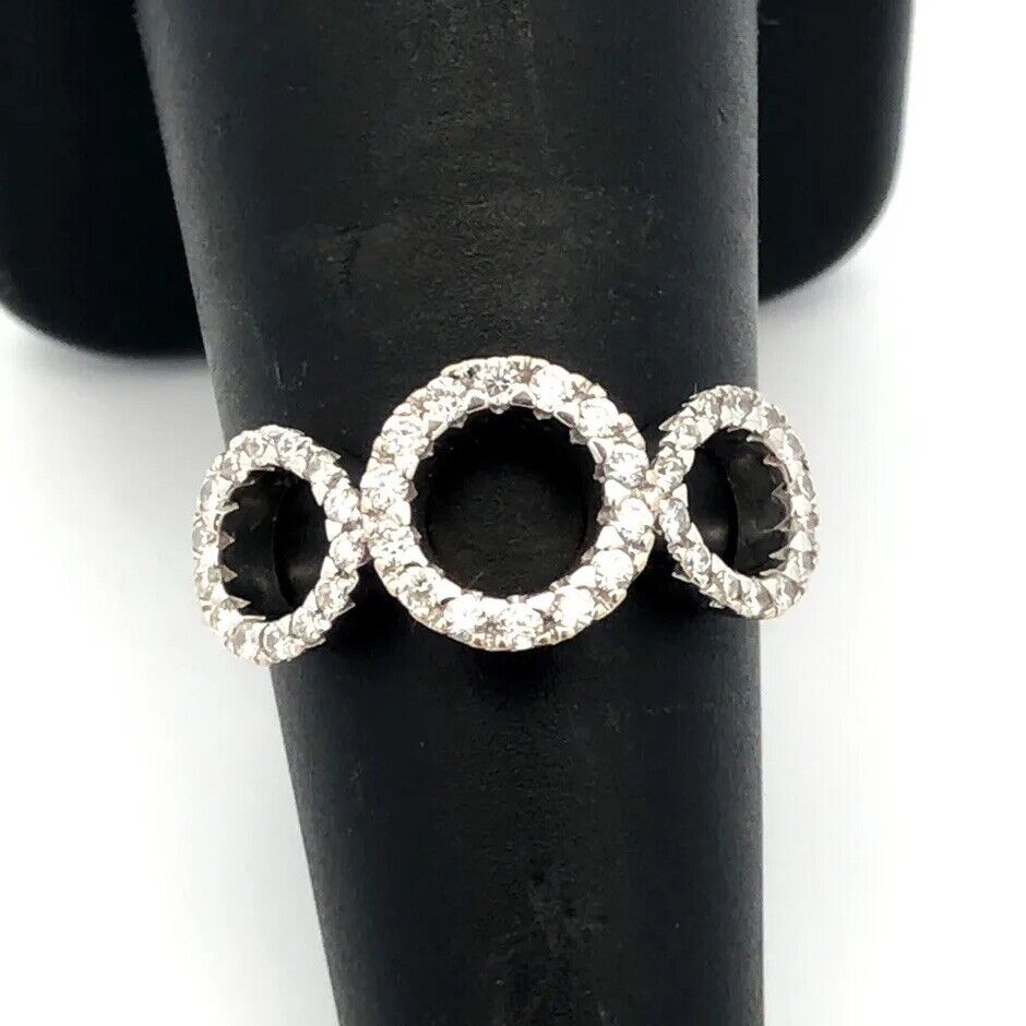 Roberto Coin 18K White Gold Pave Diamond Infinity Circle Ring