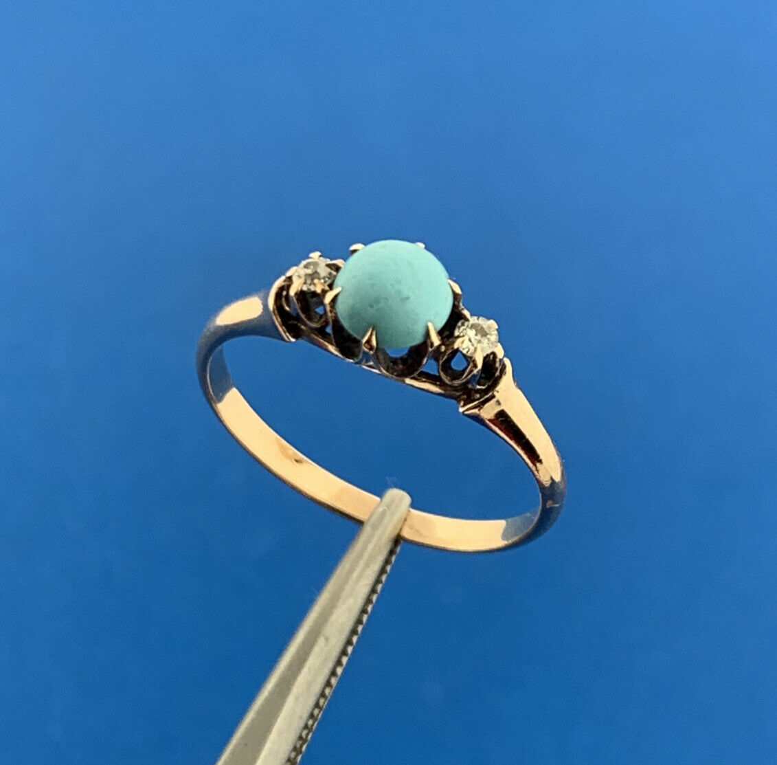 Vintage 14K Yellow Gold Turquoise Cabochon Diamond Accented Cocktail Ring