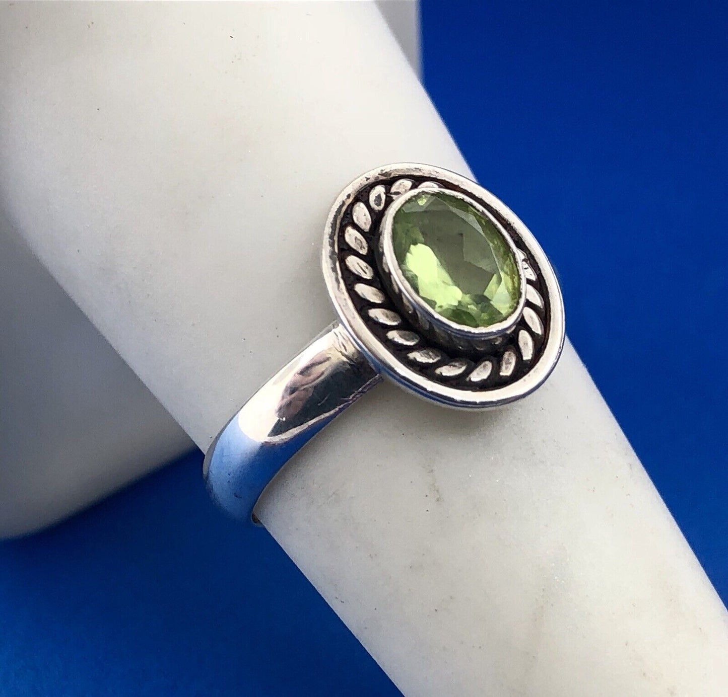 Retro Sterling Silver 925 Oval Peridot August Anniversary Birthstone Ring