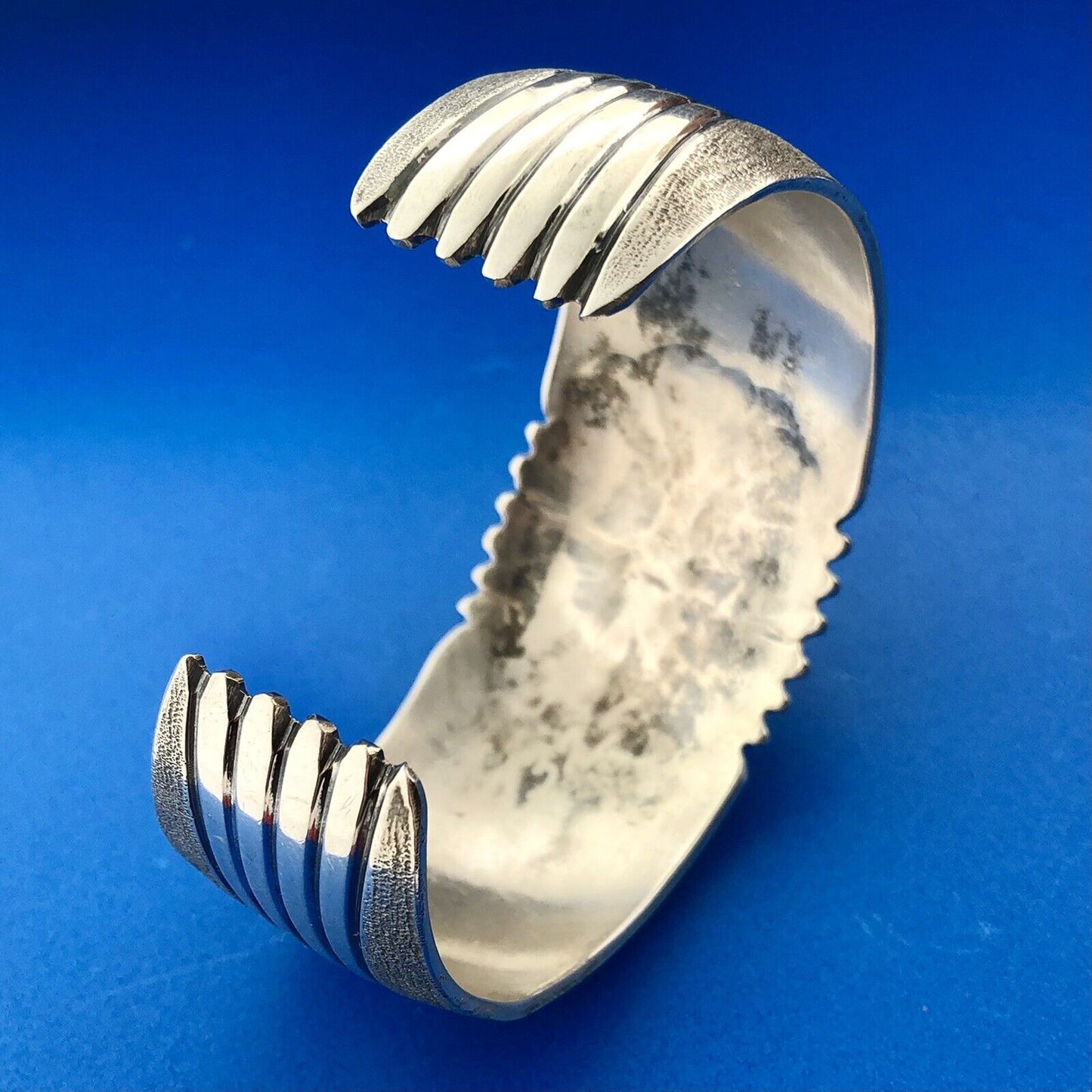 Vintage Native American 925 Sterling Silver Turquoise Statement Cuff Bracelet