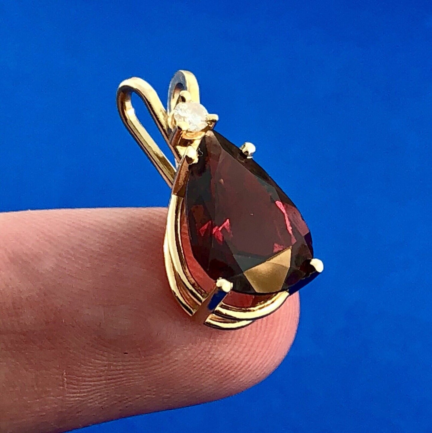 14K Yellow Gold Pear Garnet Diamond January Anniversary Statement Pendant