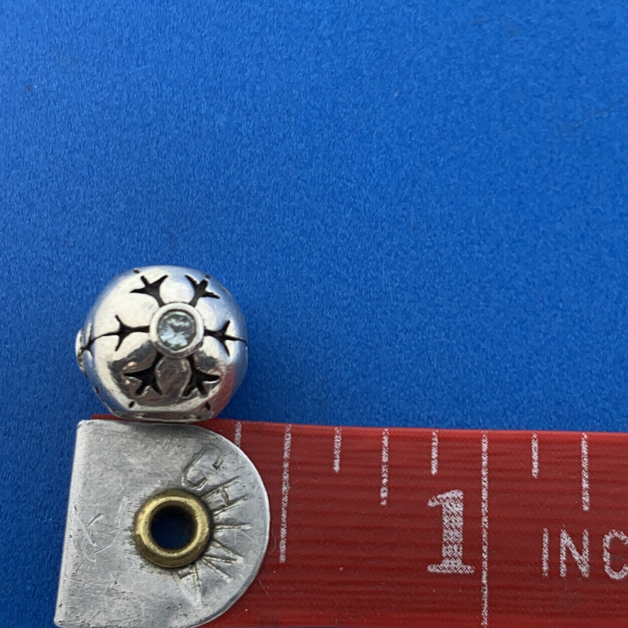 Authentic PANDORA Sterling Silver Aqua Sparkling CZ Snowflake Charm 790367CZA