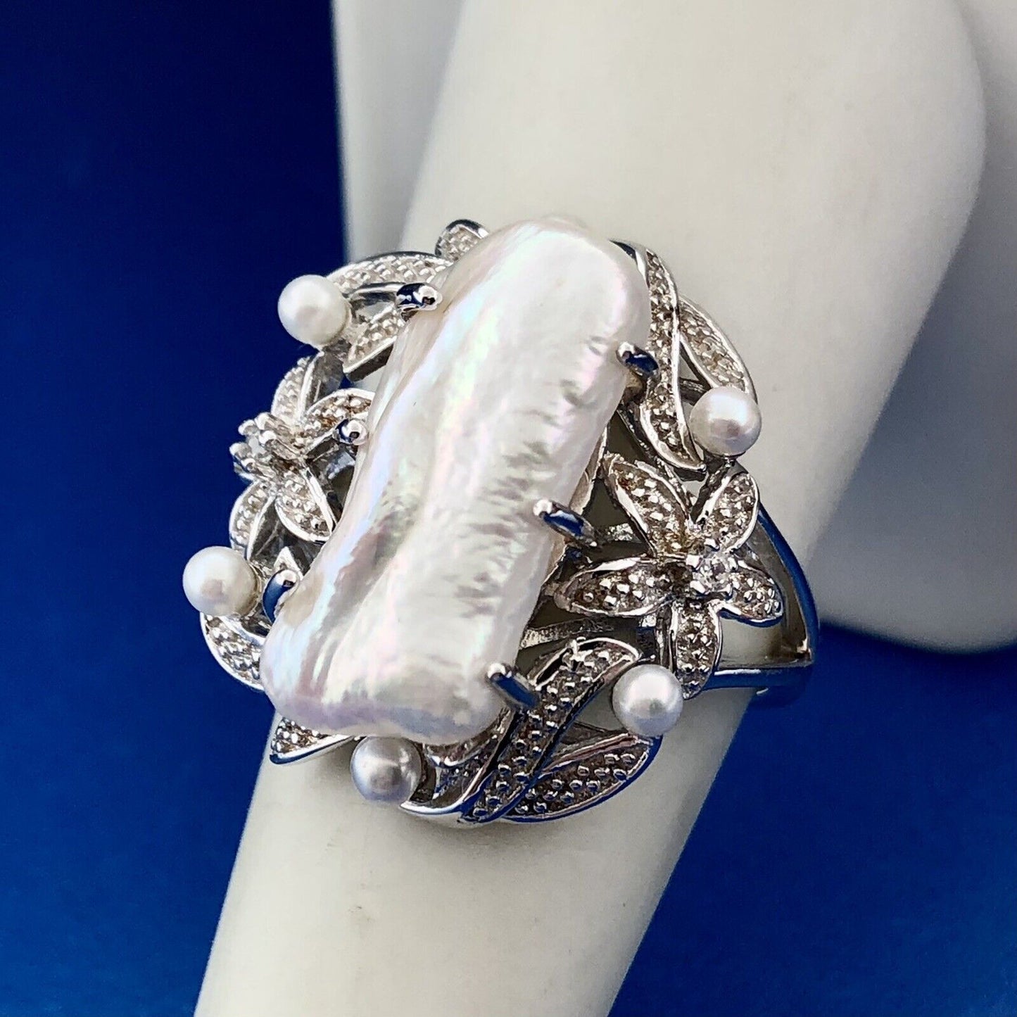Designer HT 925 Sterling Silver Mother Of Pearl Diamond Pearl Floral Ring