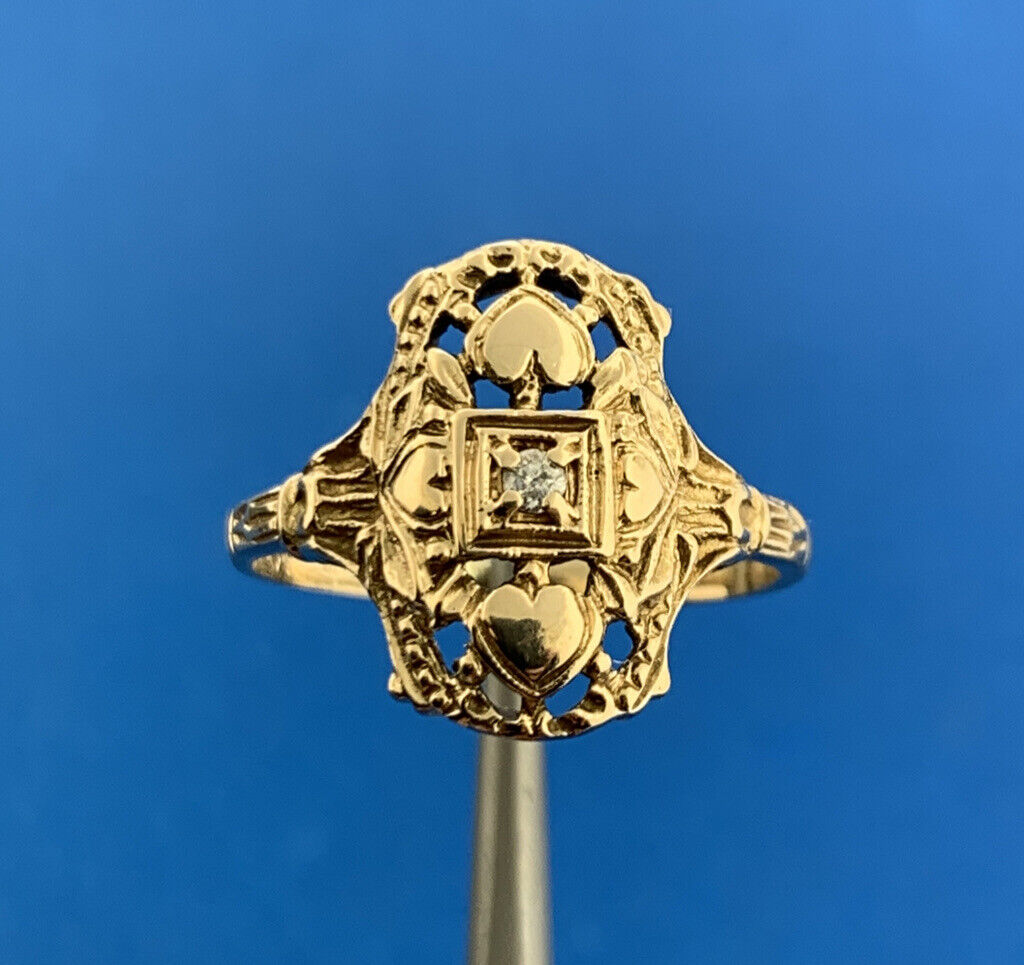 Gorgeous 14k Yellow Gold Round Cut Diamond Small Heart Filigree Ring Size 5.5