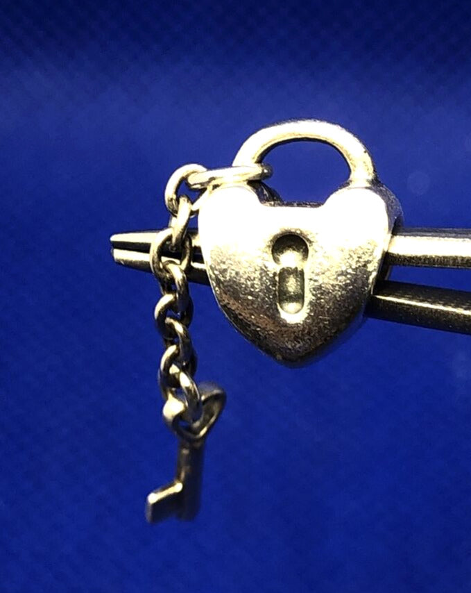 Retired PANDORA ALE 925 Sterling Silver Key To My Heart Heart & Key Charm 790971