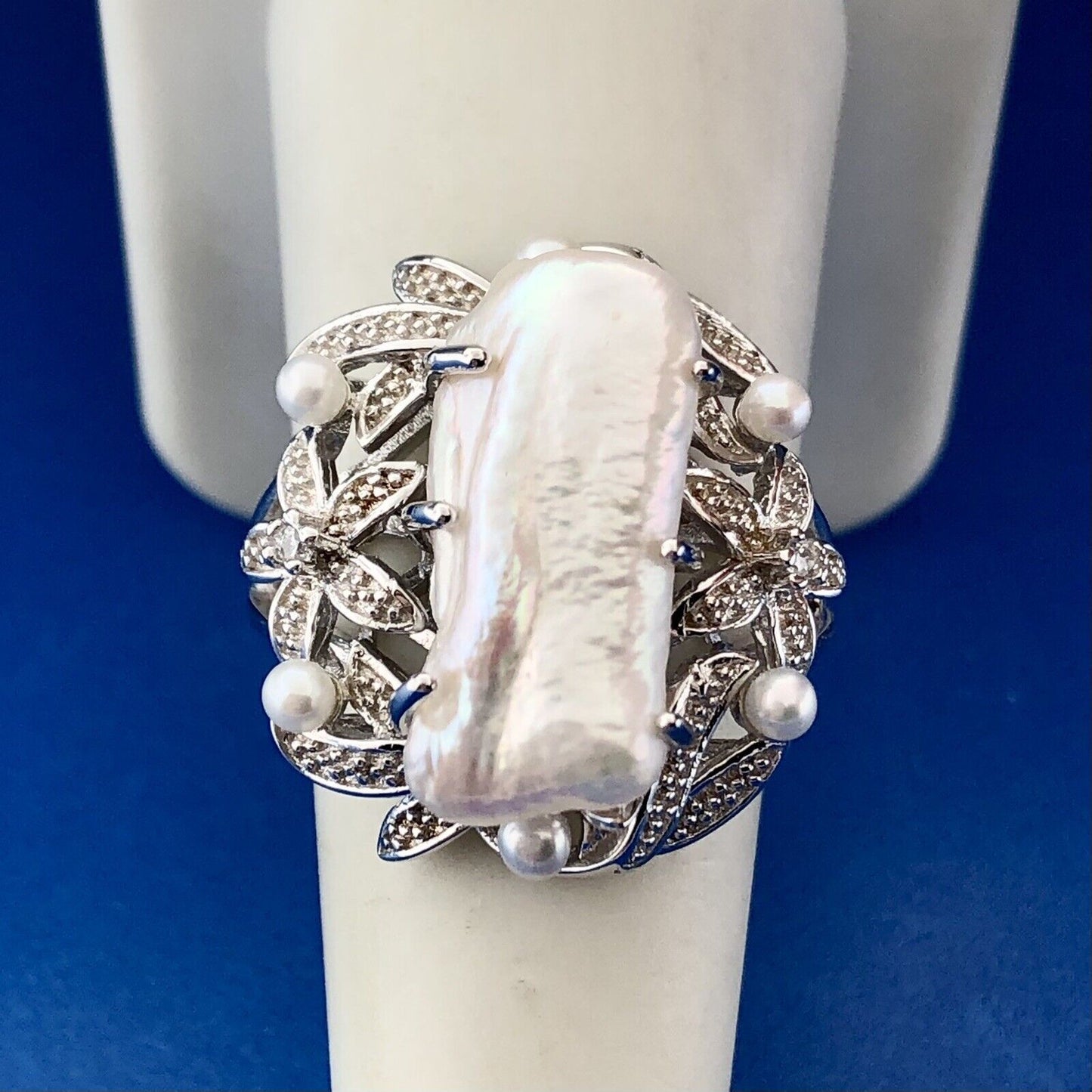 Designer HT 925 Sterling Silver Mother Of Pearl Diamond Pearl Floral Ring
