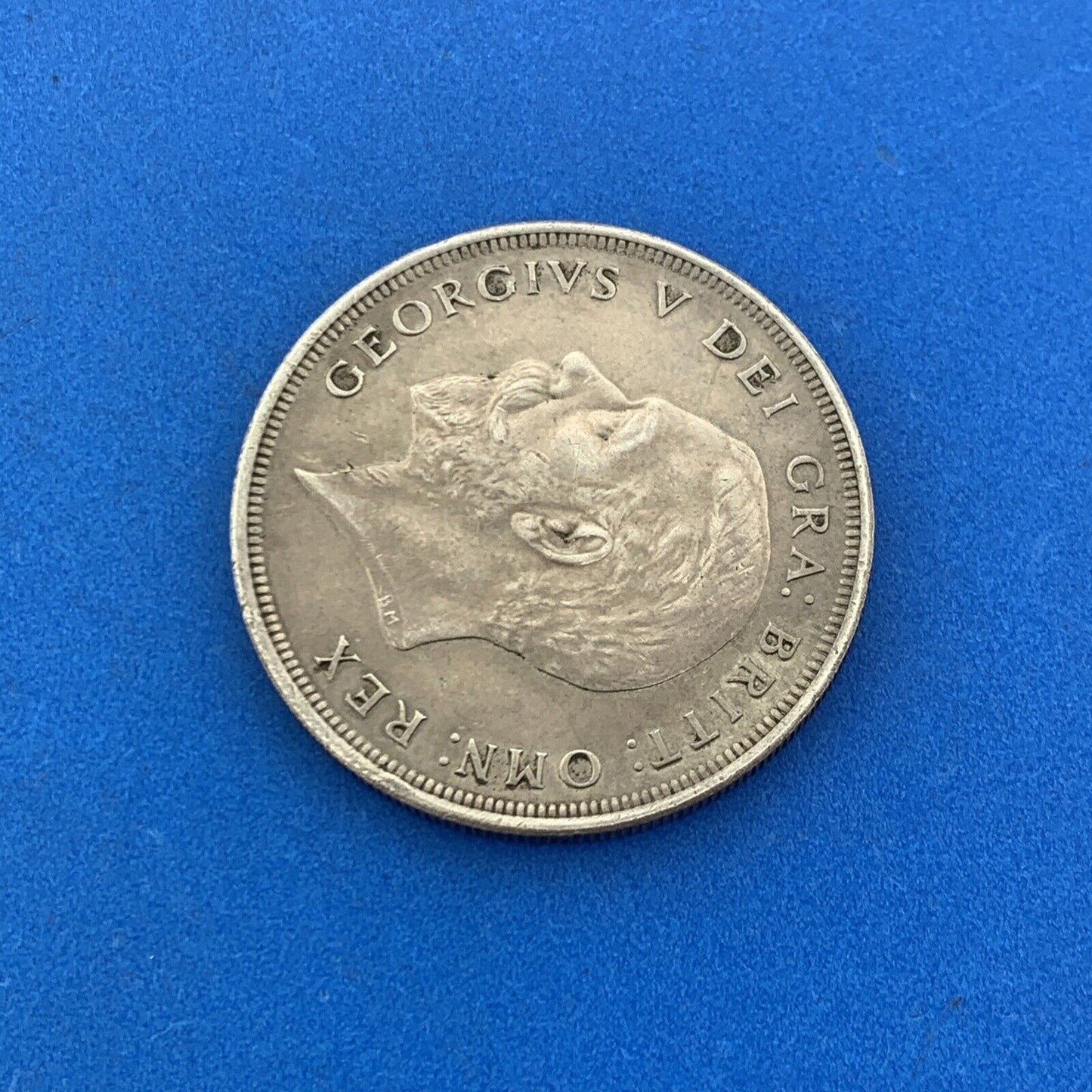 1928 British 1 Crown George V Wreath Crown 50% Silver Better Key Date Coin
