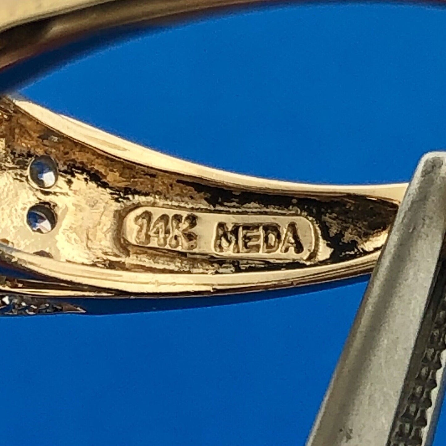 MEDA 14k Yellow Gold Princess Cut Sparkling Cubic Zirconia Accent Ring Size 7.75