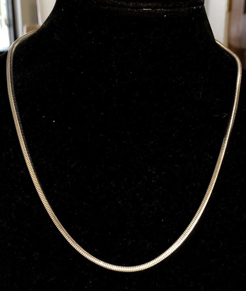 Designer Jacmel Mauritius JCM 925 Sterling Silver Square Snake Chain Necklace