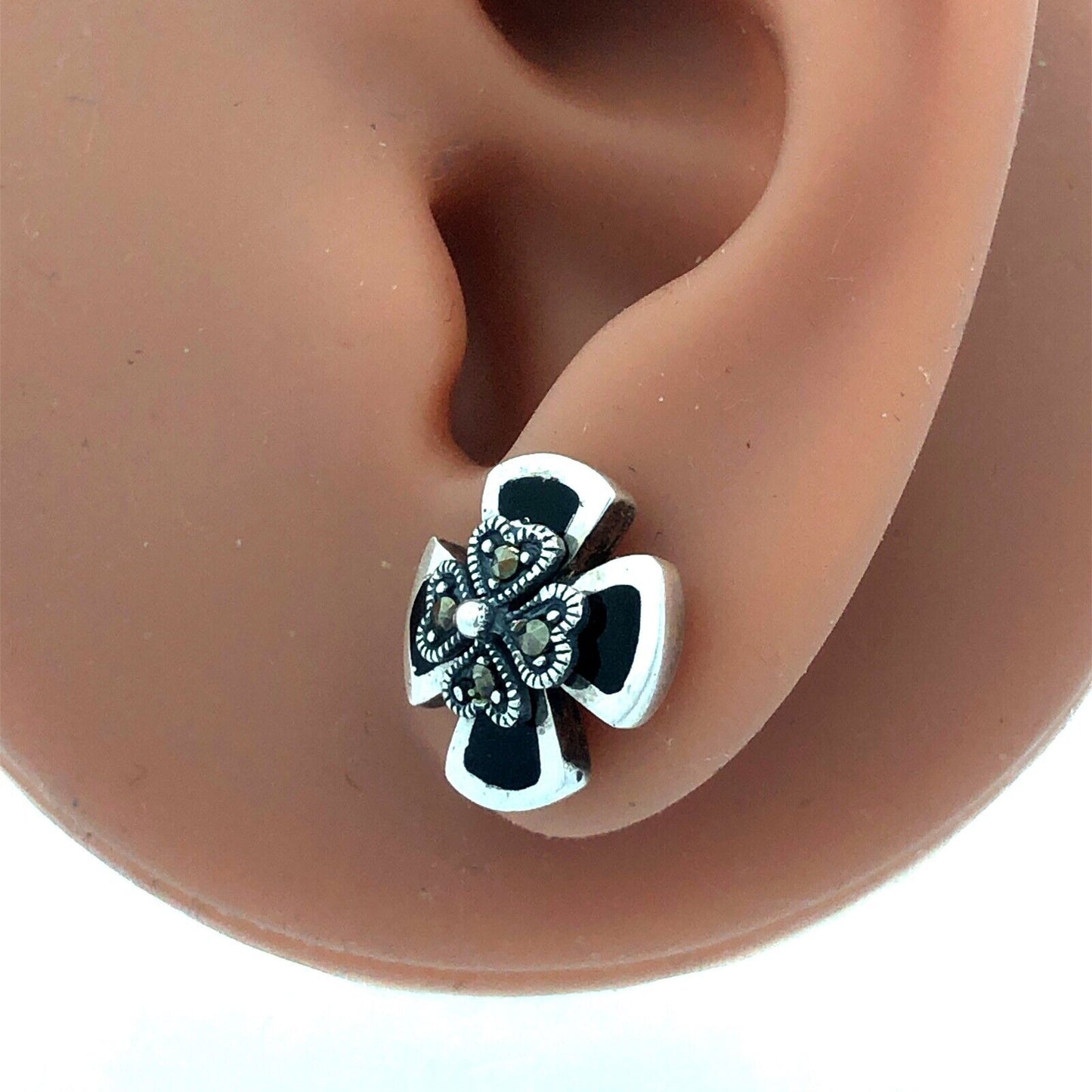 Estate Sterling Silver Black Onyx Inlay Marcasite 4 Leaf Clover Stud Earrings