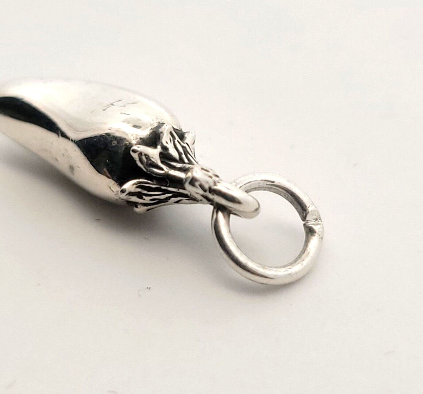 Designer James Avery .925 Sterling Silver Chili Pepper Cooking Bracelet Charm