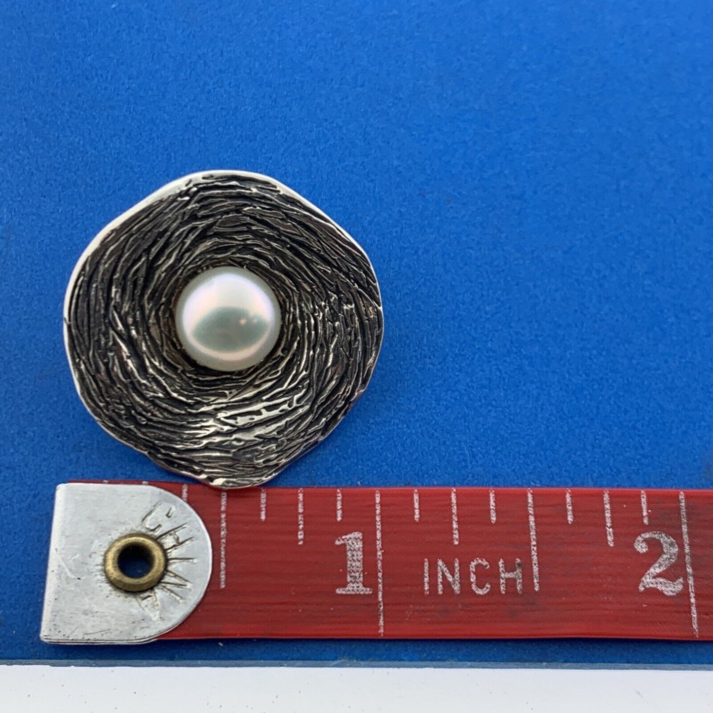 Designer HG Israel Sterling Silver 925 White Pearl Abstract Circle Stud Earrings