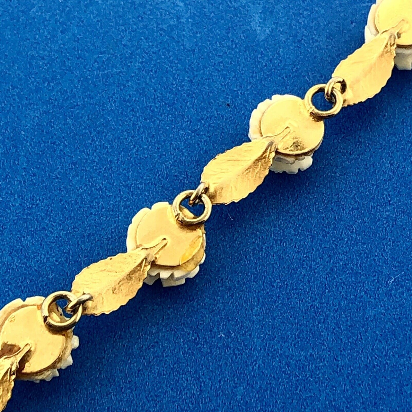 Exquisite Designer Vintage 14K Burnished Gold Floral Leaf Panel Tennis Bracelet
