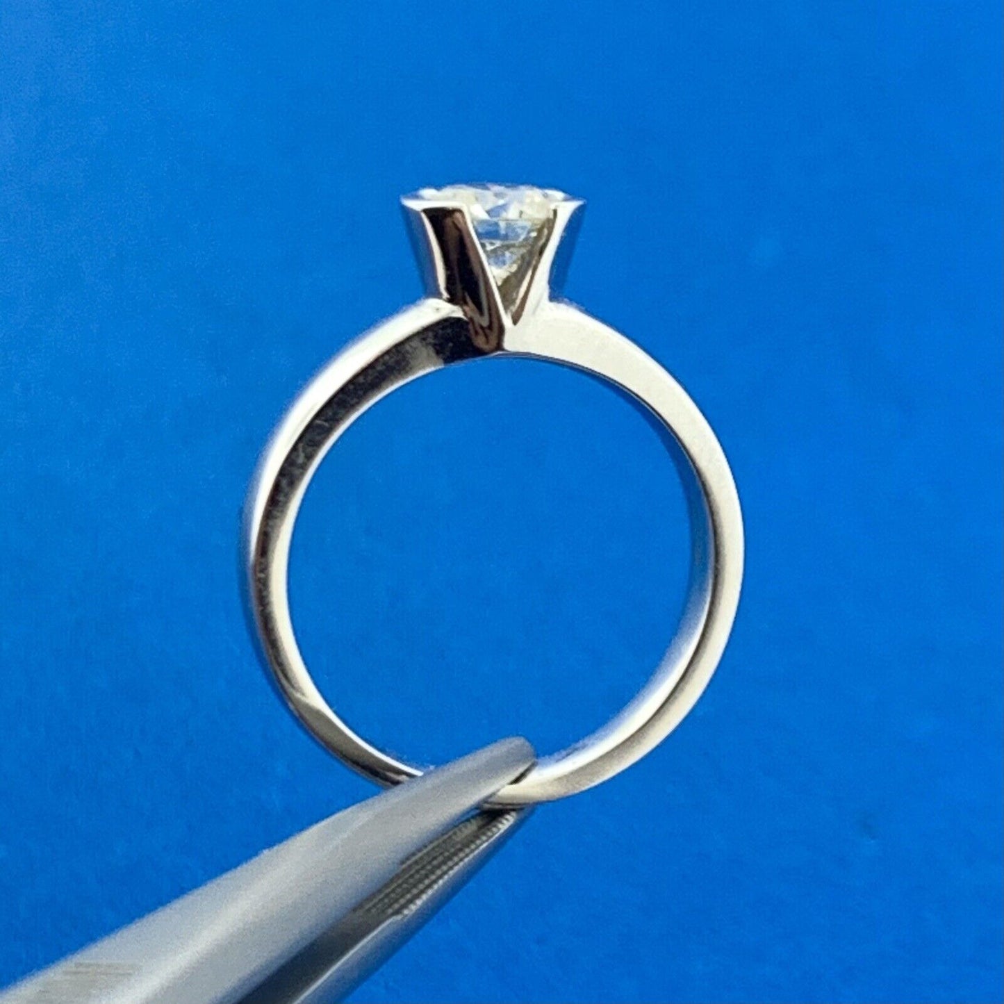 Designer Zoara 14k White Gold Round Cut GIA Diamond Engagement Ring Size 5