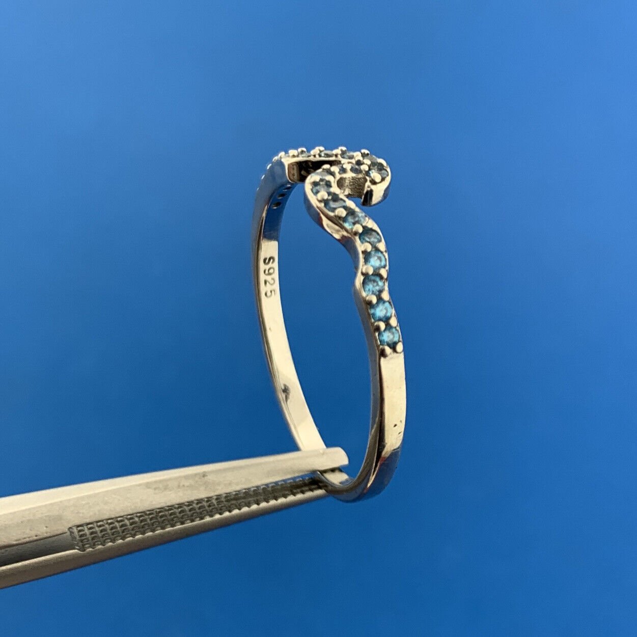 Designer 925 Sterling Silver Round Blue Topaz Wave Stackable Band Ring