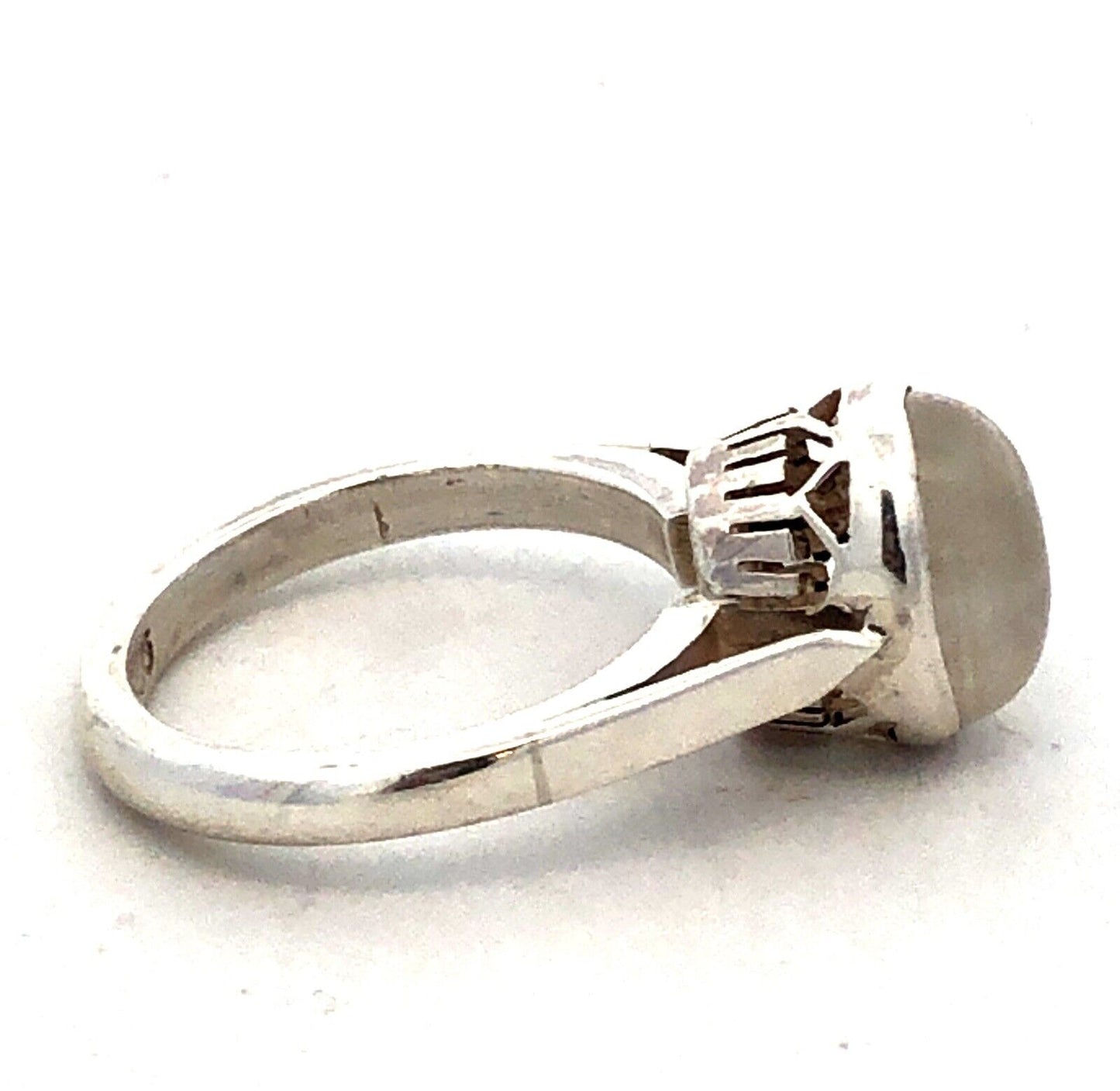 Estate 925 Sterling Silver Oval Moonstone Bezel Solitaire Ring