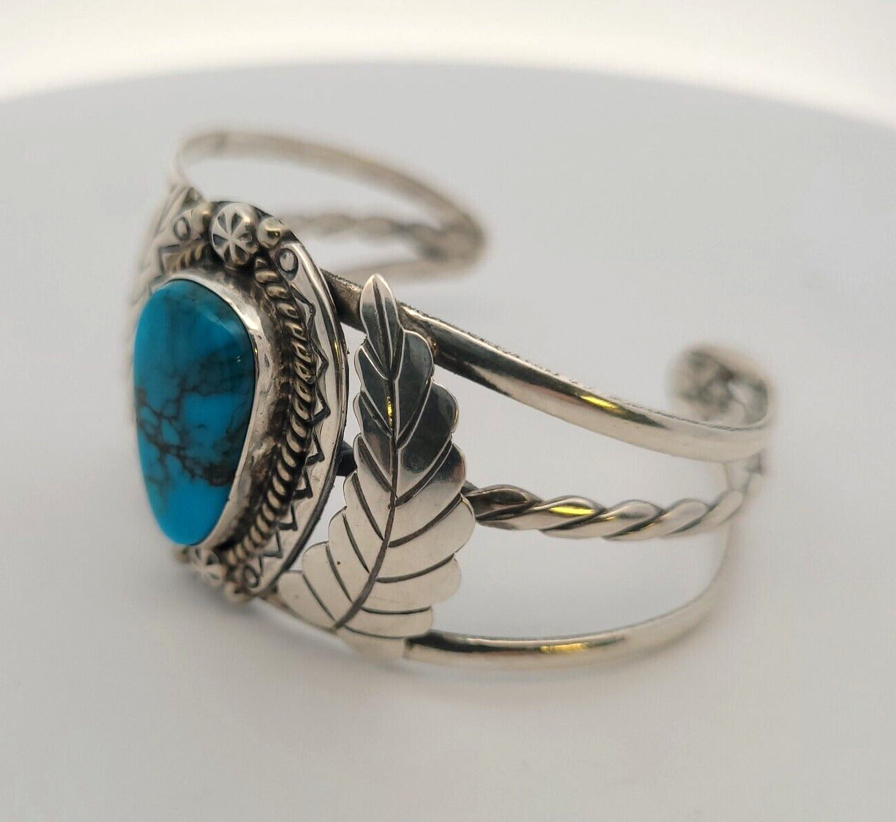 Native American 925 Sterling Silver Turquoise Cabochon Floral Open Cuff Bracelet