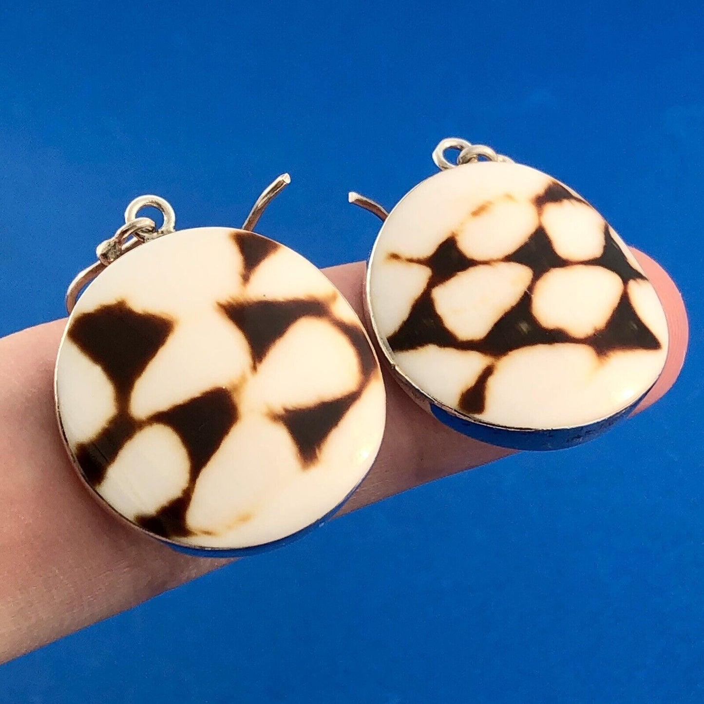 Retro 925 Sterling Silver Brown White Enamel Spotted Skin Disc Dangle Earrings