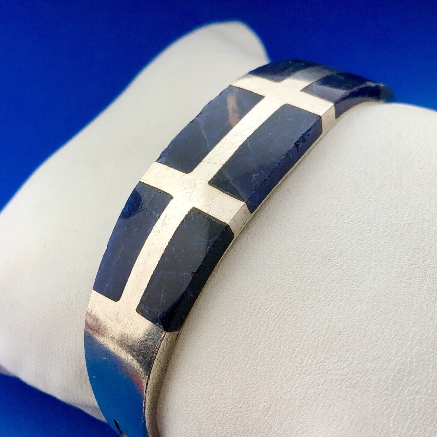 Retro Taxco Artisan 925 Sterling Silver Lapis Lazuli Inlay Hinged Cuff Bracelet