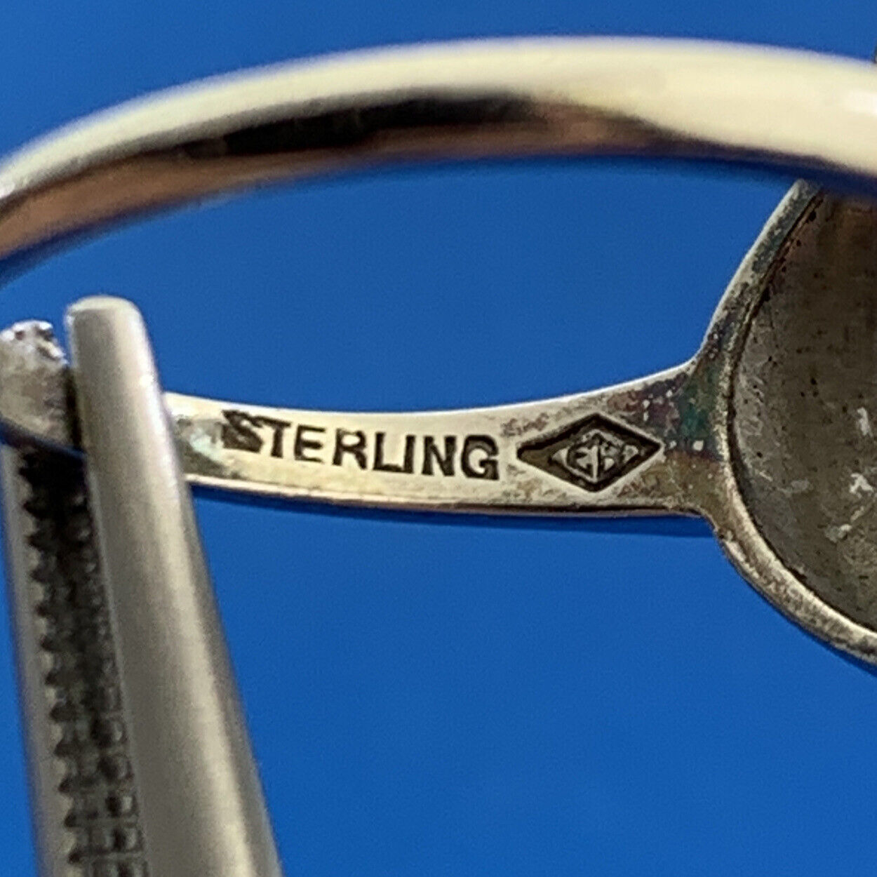 Designer 925 Sterling Silver Green Cubic Zirconia White CZ Halo Cocktail Ring