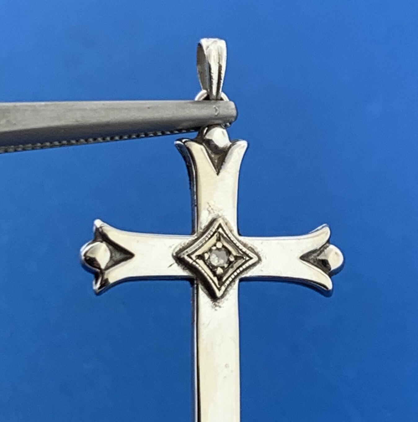 Designer Esemco 14k White Gold Round Cut Diamond Faith Cross Dangle Pendant
